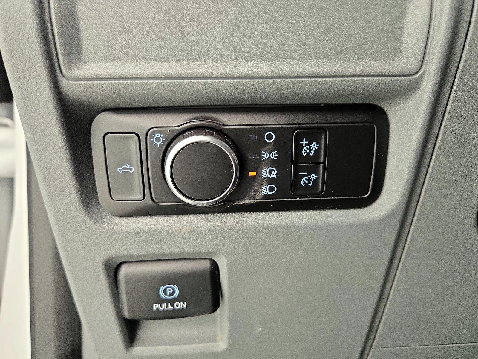 2021 Ford F-150 XL - Photo 14