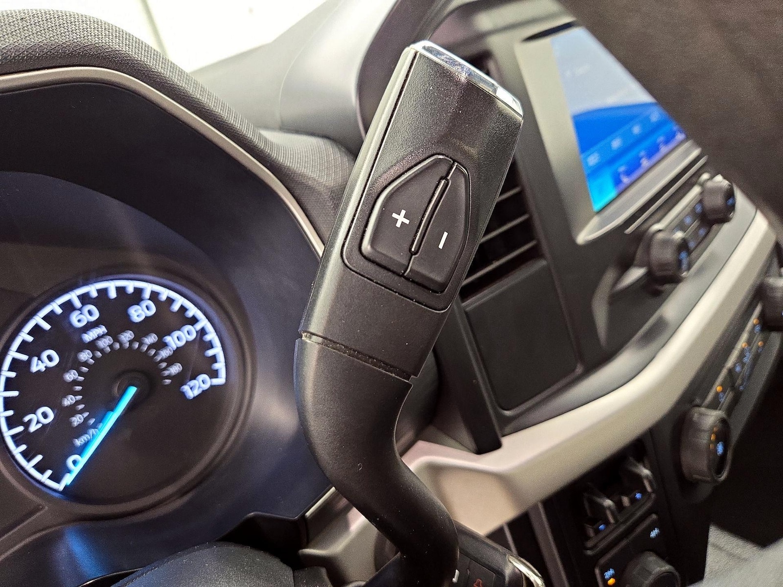 2021 Ford F-150 XL - Photo 18