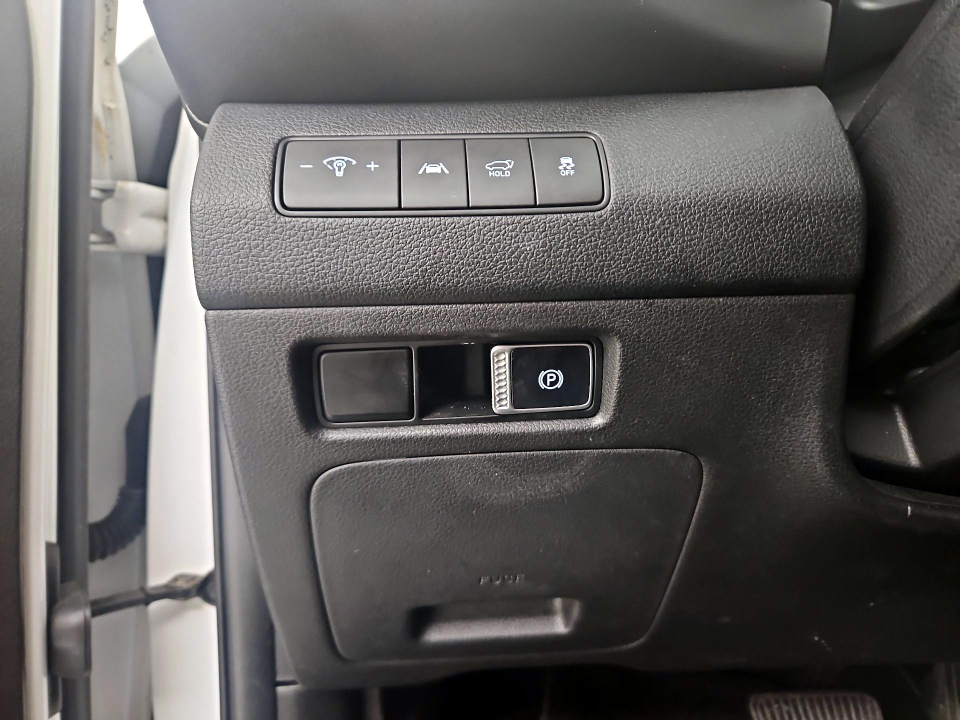 Thumbnail: 2023 Hyundai Santa Fe - 13