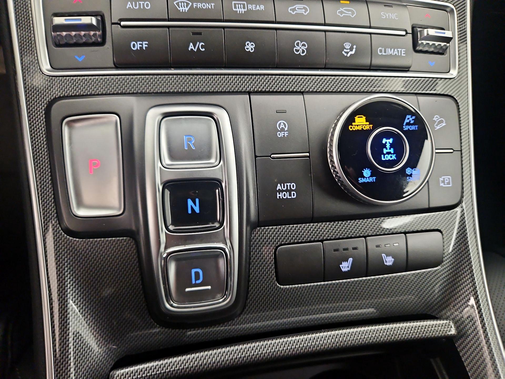 Thumbnail: 2023 Hyundai Santa Fe - 18