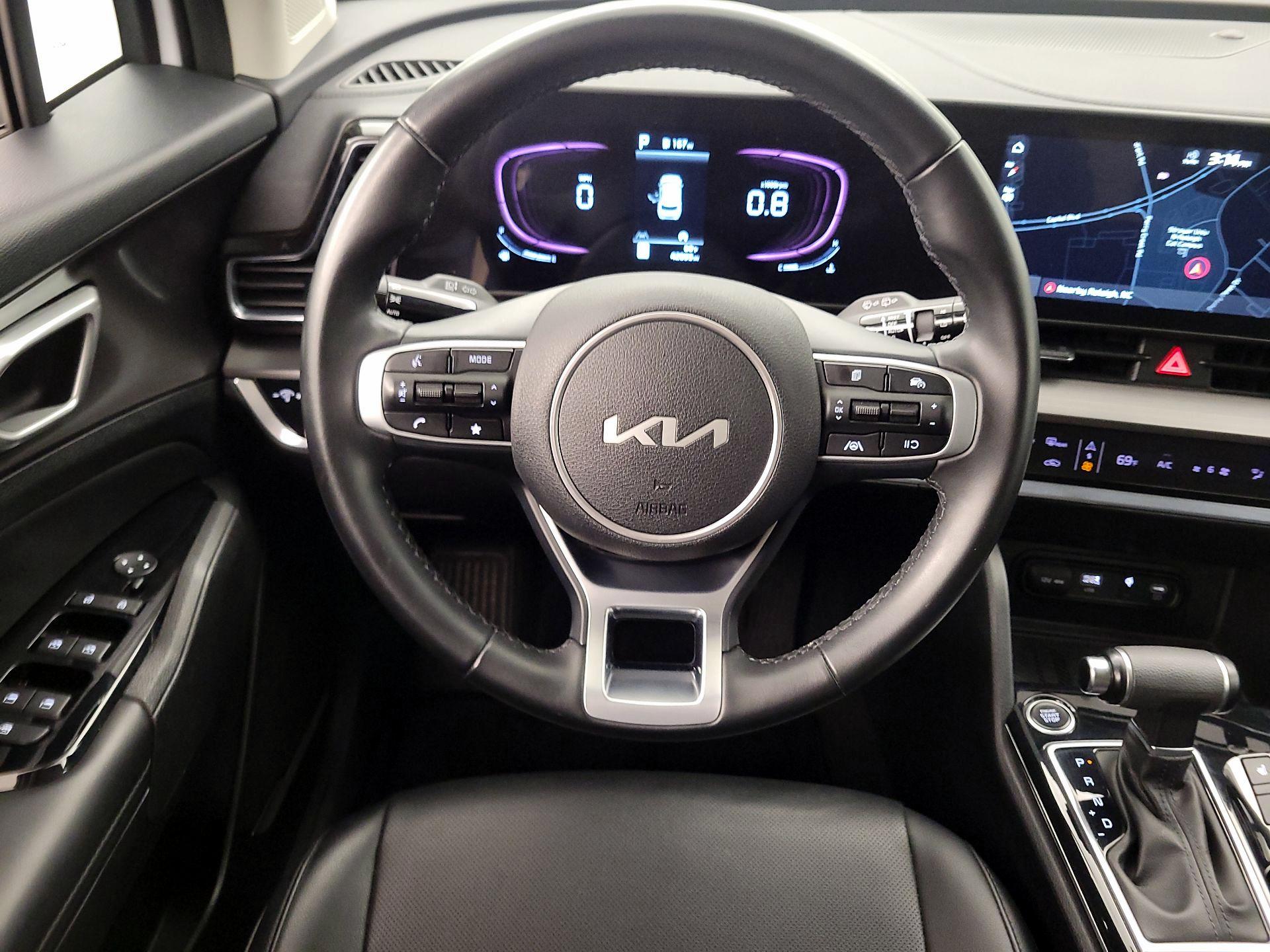 Thumbnail: 2023 Kia Sportage - 10