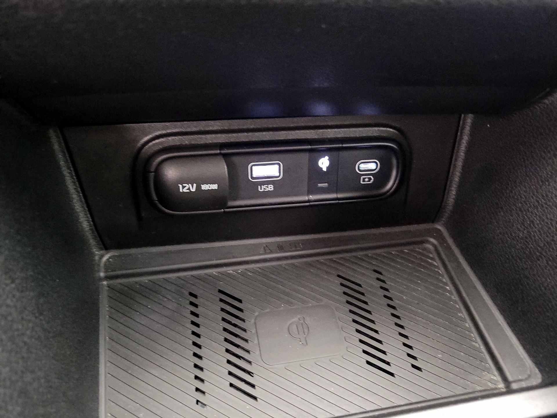 Thumbnail: 2023 Kia Sportage - 19