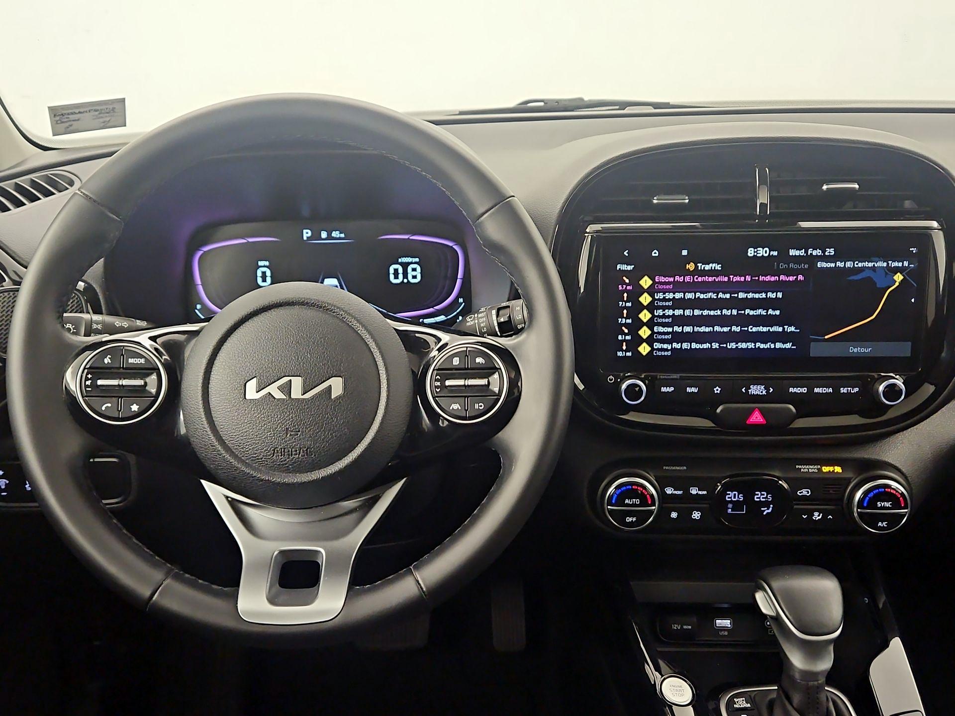 Thumbnail: 2023 Kia Soul - 10