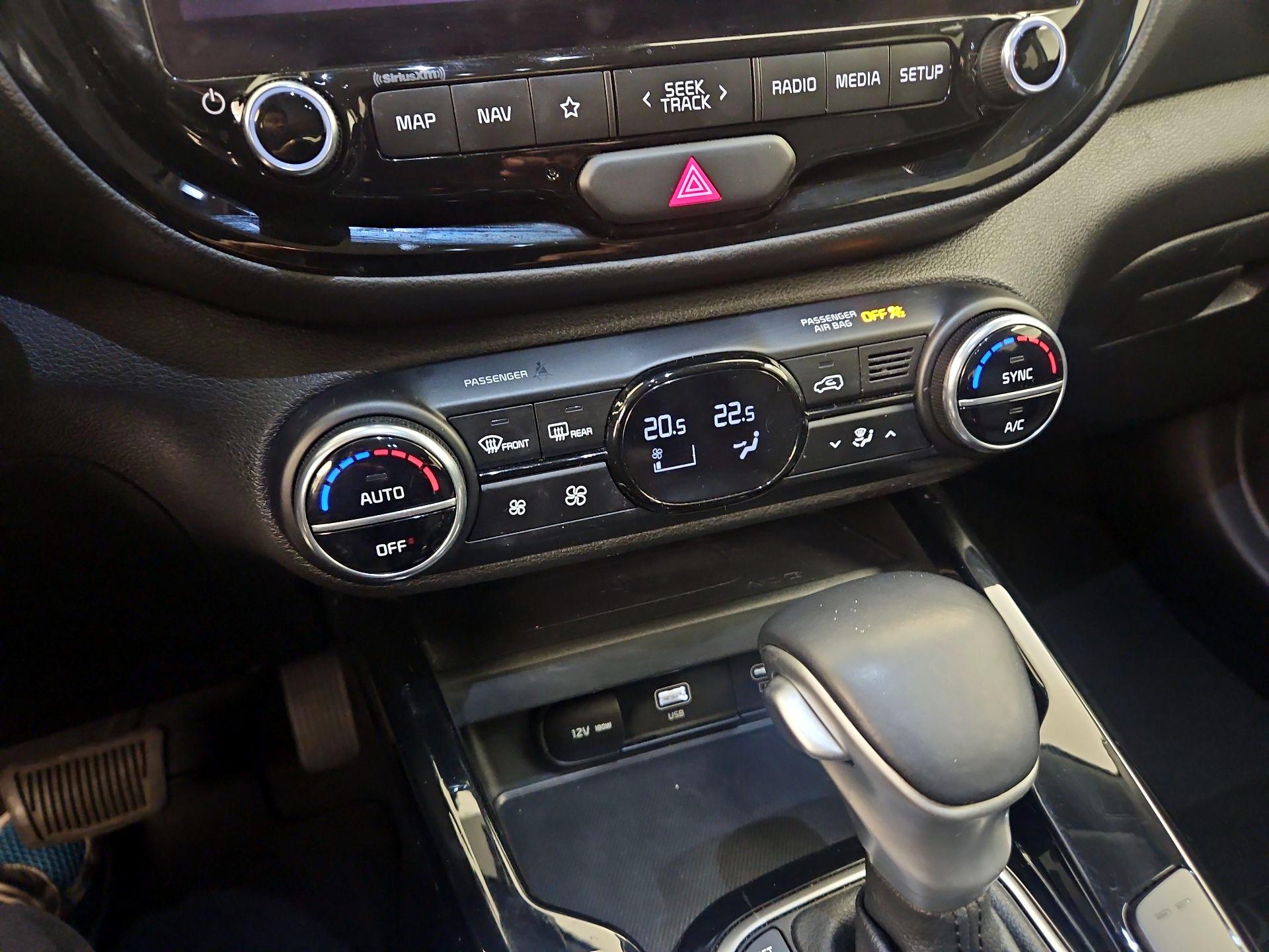 Thumbnail: 2023 Kia Soul - 17