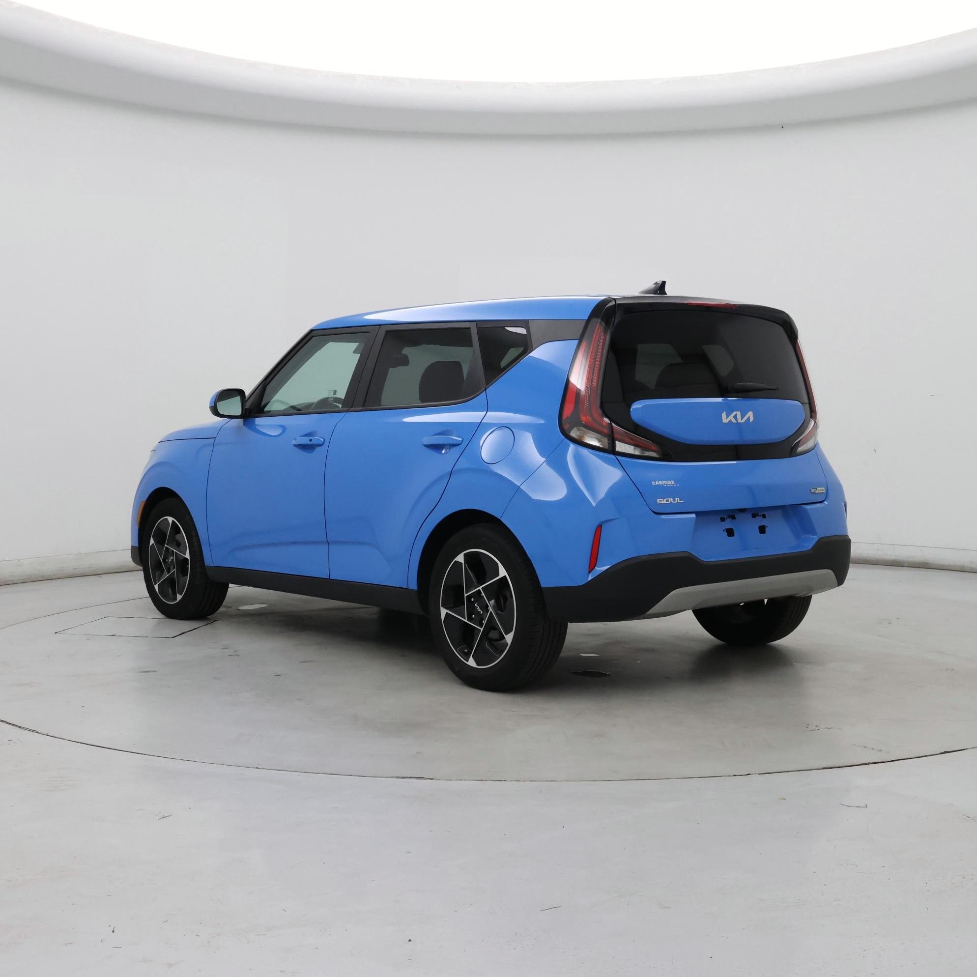 Thumbnail: 2023 Kia Soul - 2