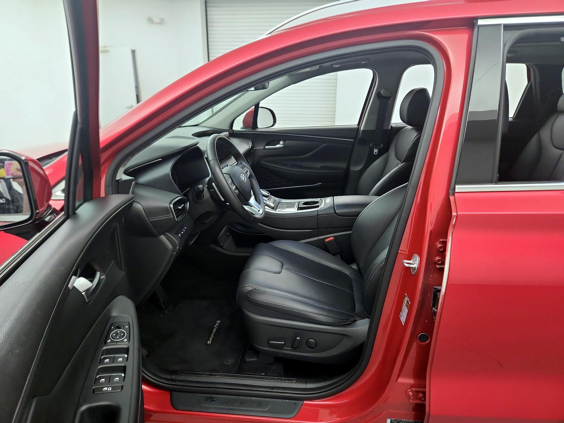 Thumbnail: 2023 Hyundai Santa Fe - 9