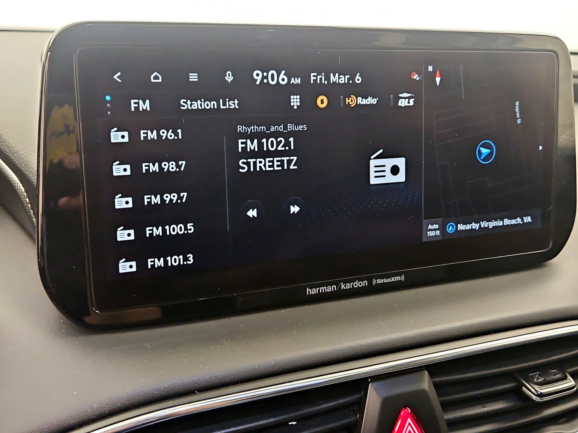 Thumbnail: 2023 Hyundai Santa Fe - 16