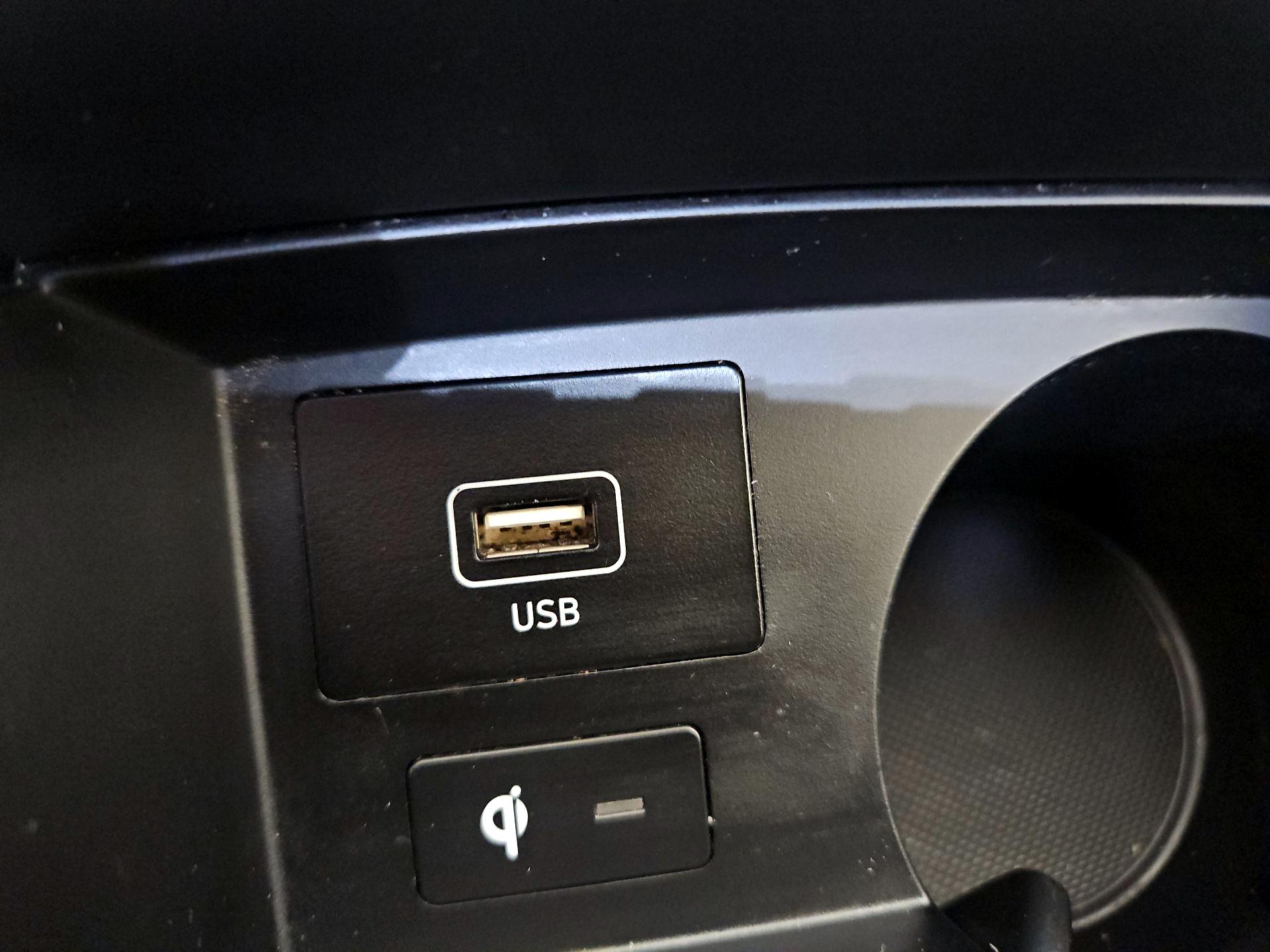 Thumbnail: 2023 Hyundai Santa Fe - 19