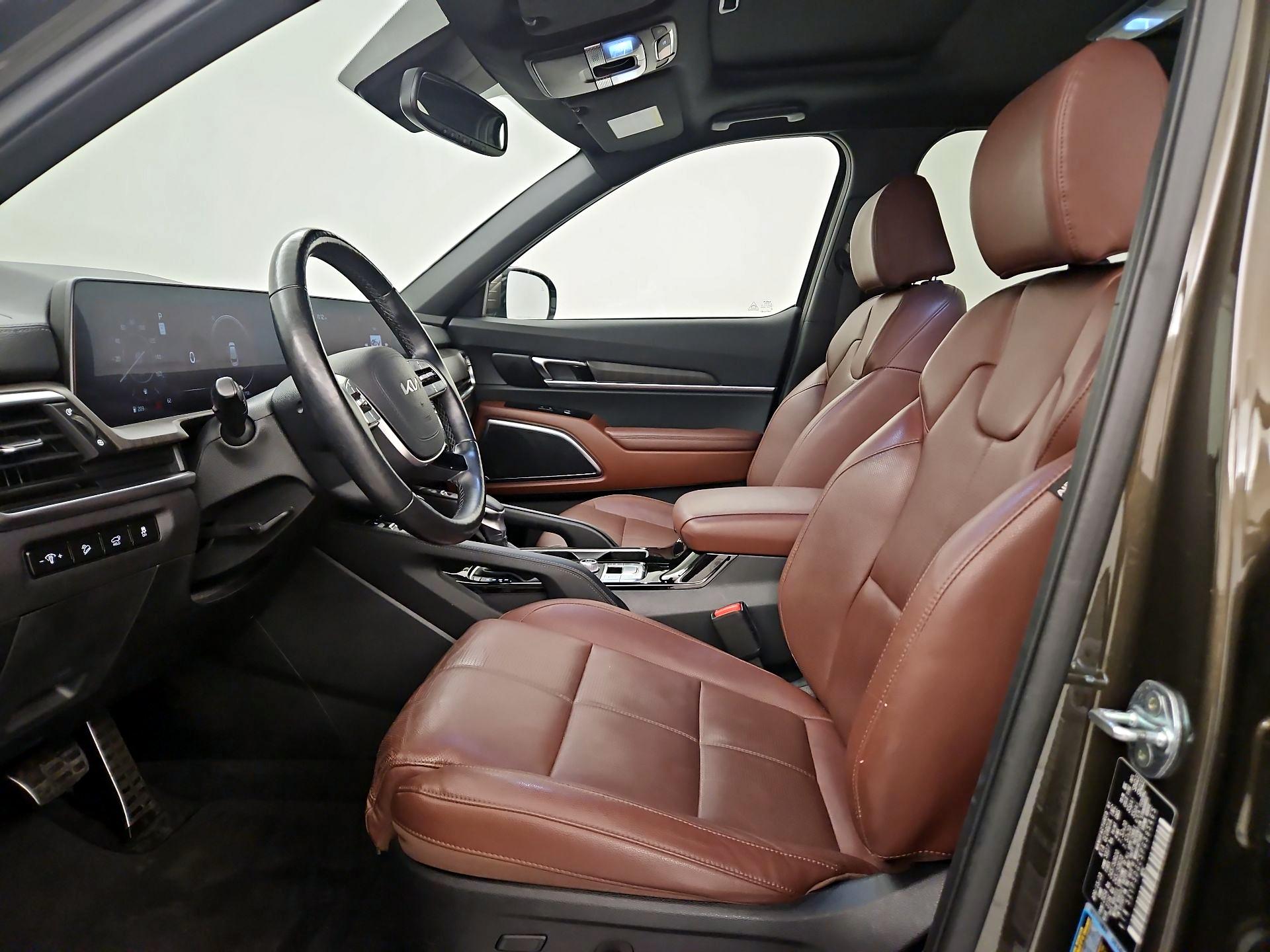 Thumbnail: 2023 Kia Telluride - 11