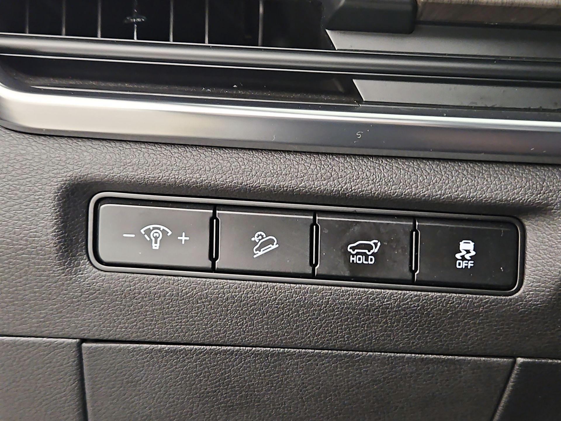 Thumbnail: 2023 Kia Telluride - 13