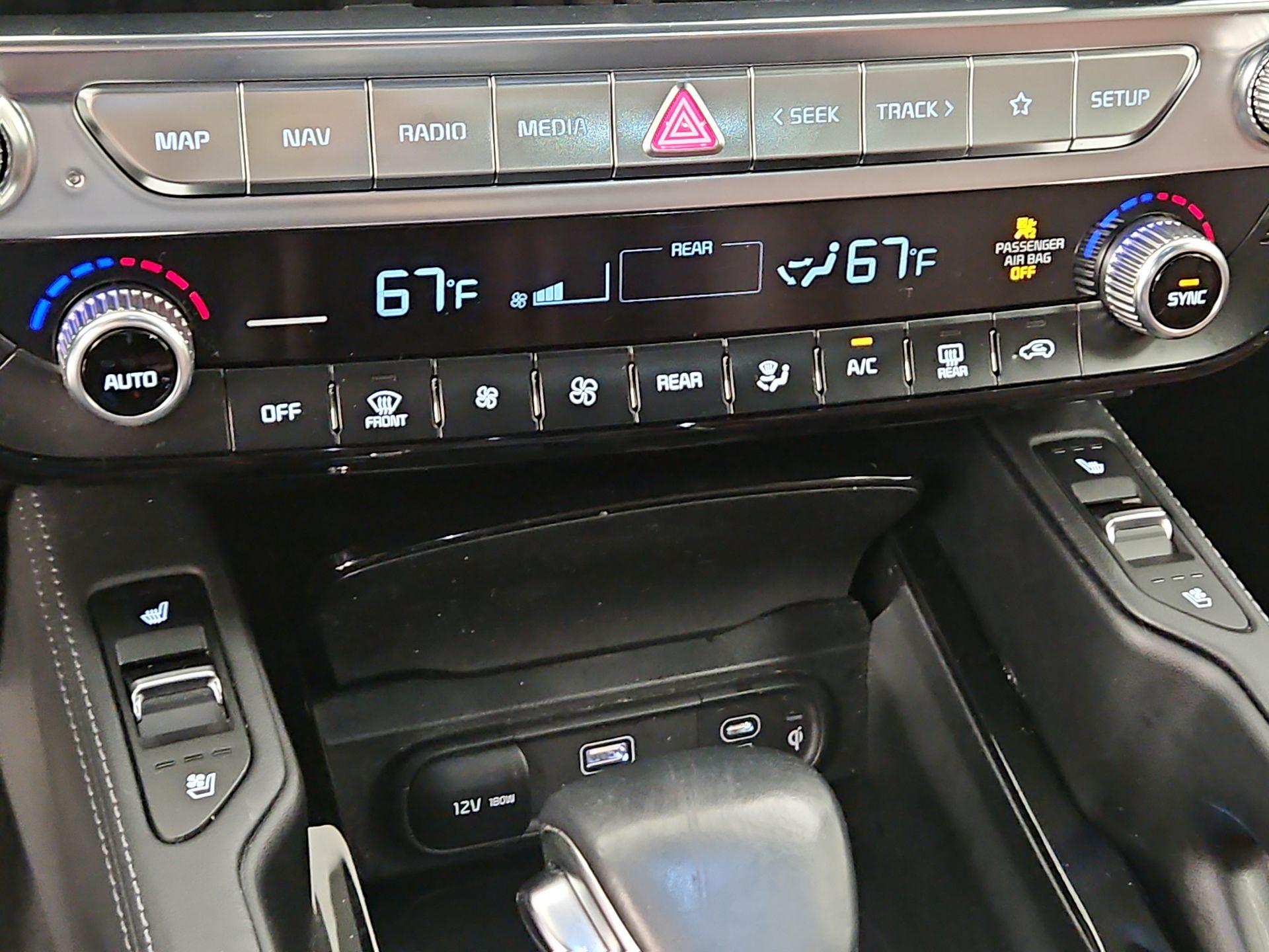 Thumbnail: 2023 Kia Telluride - 17