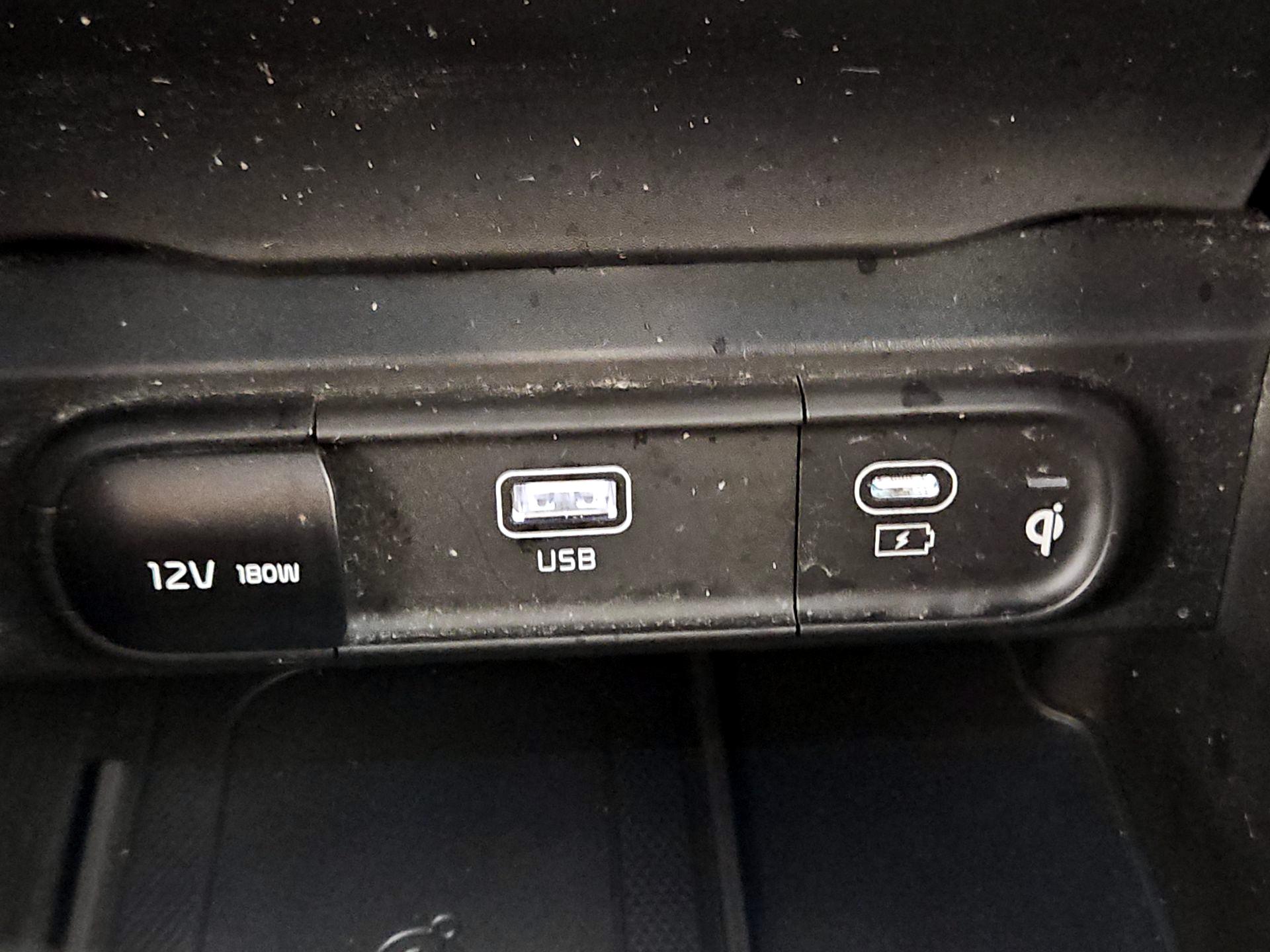 Thumbnail: 2023 Kia Telluride - 19