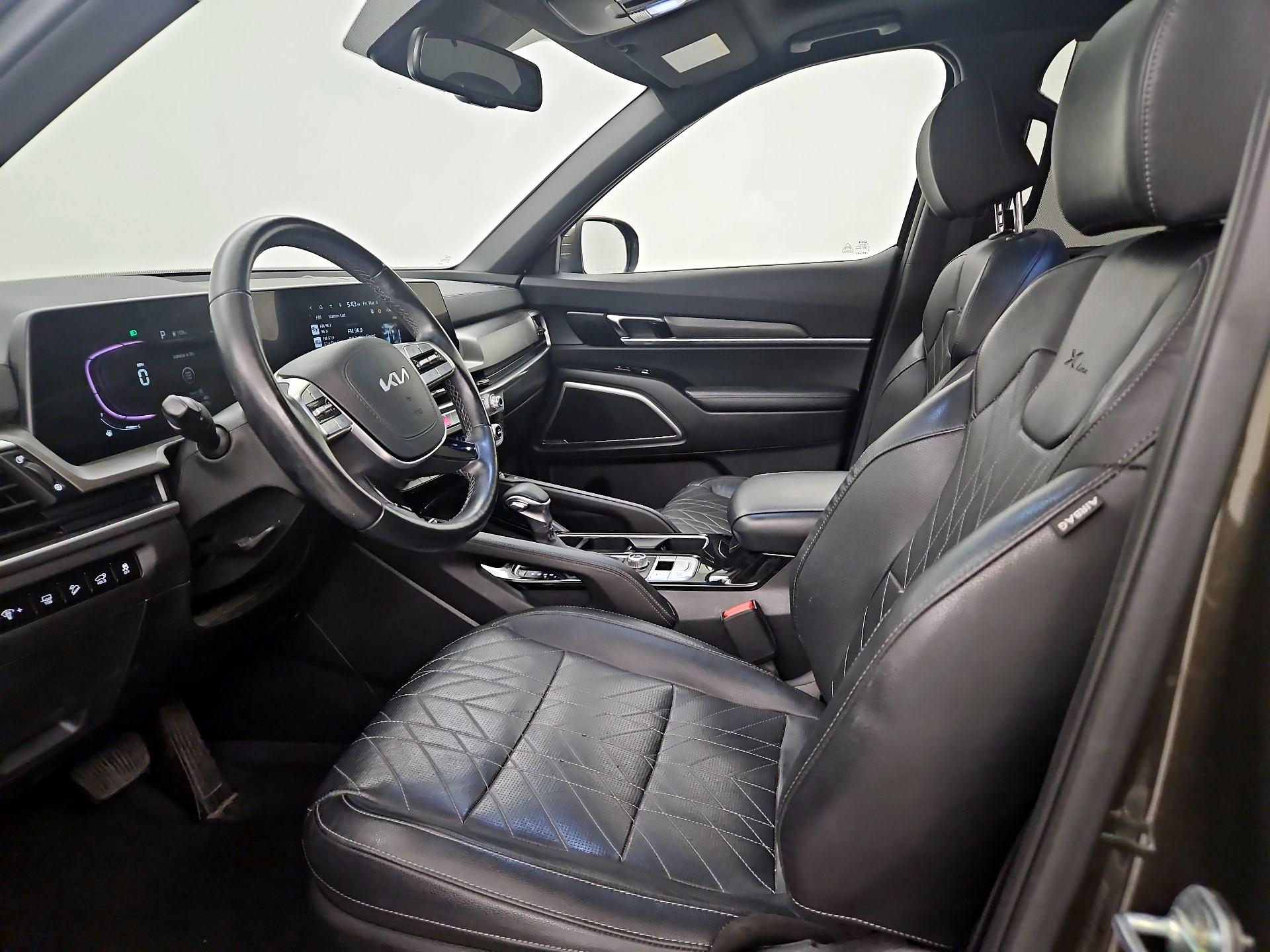 Thumbnail: 2023 Kia Telluride - 11