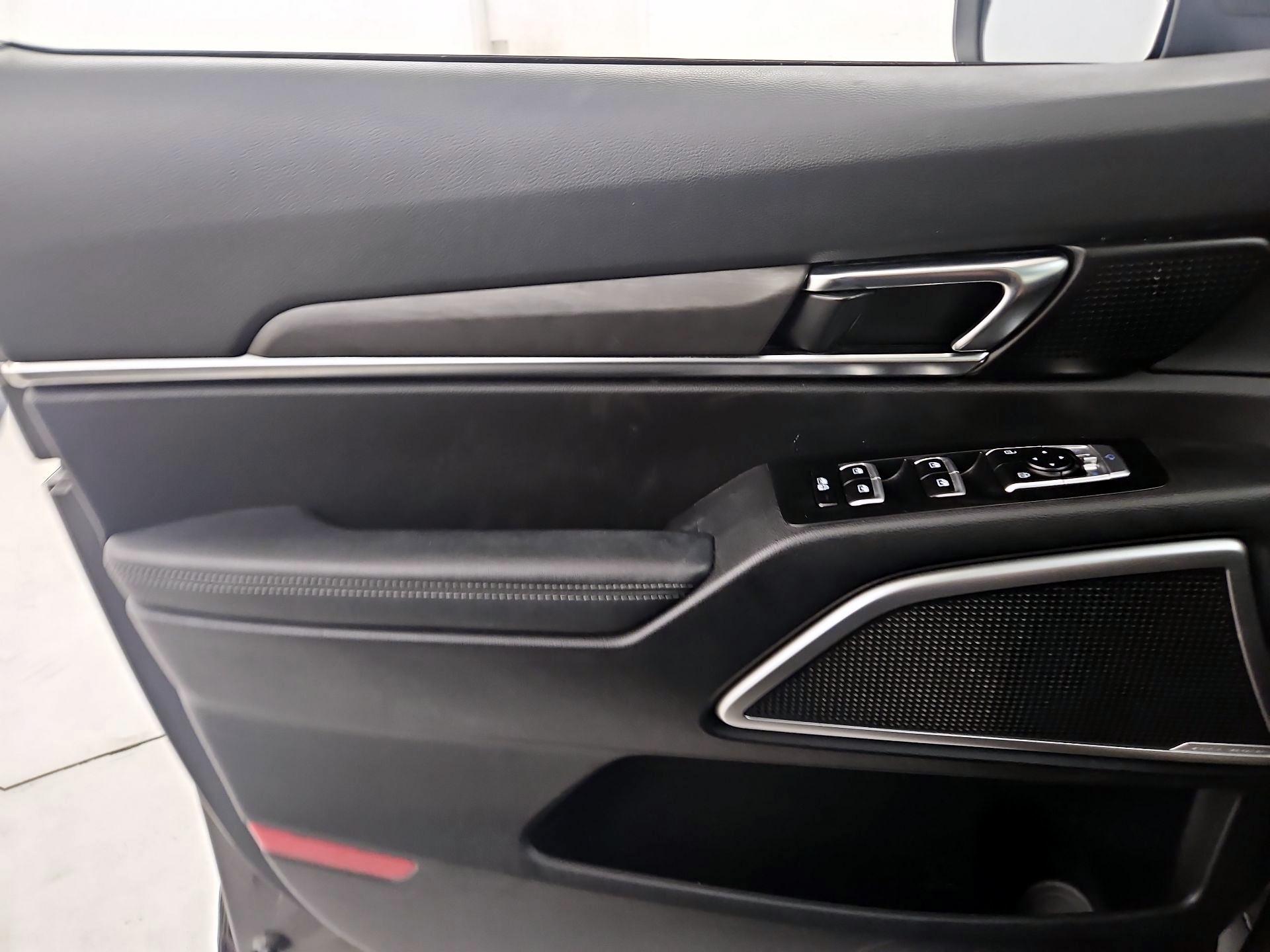 Thumbnail: 2023 Kia Telluride - 12