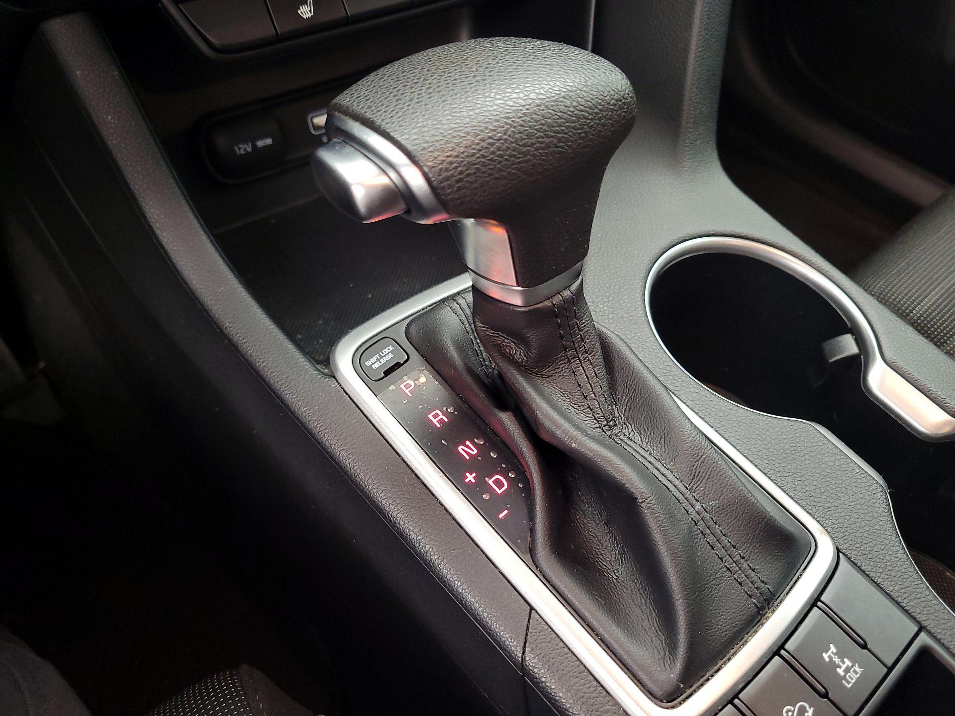 Thumbnail: 2021 Kia Sportage - 17