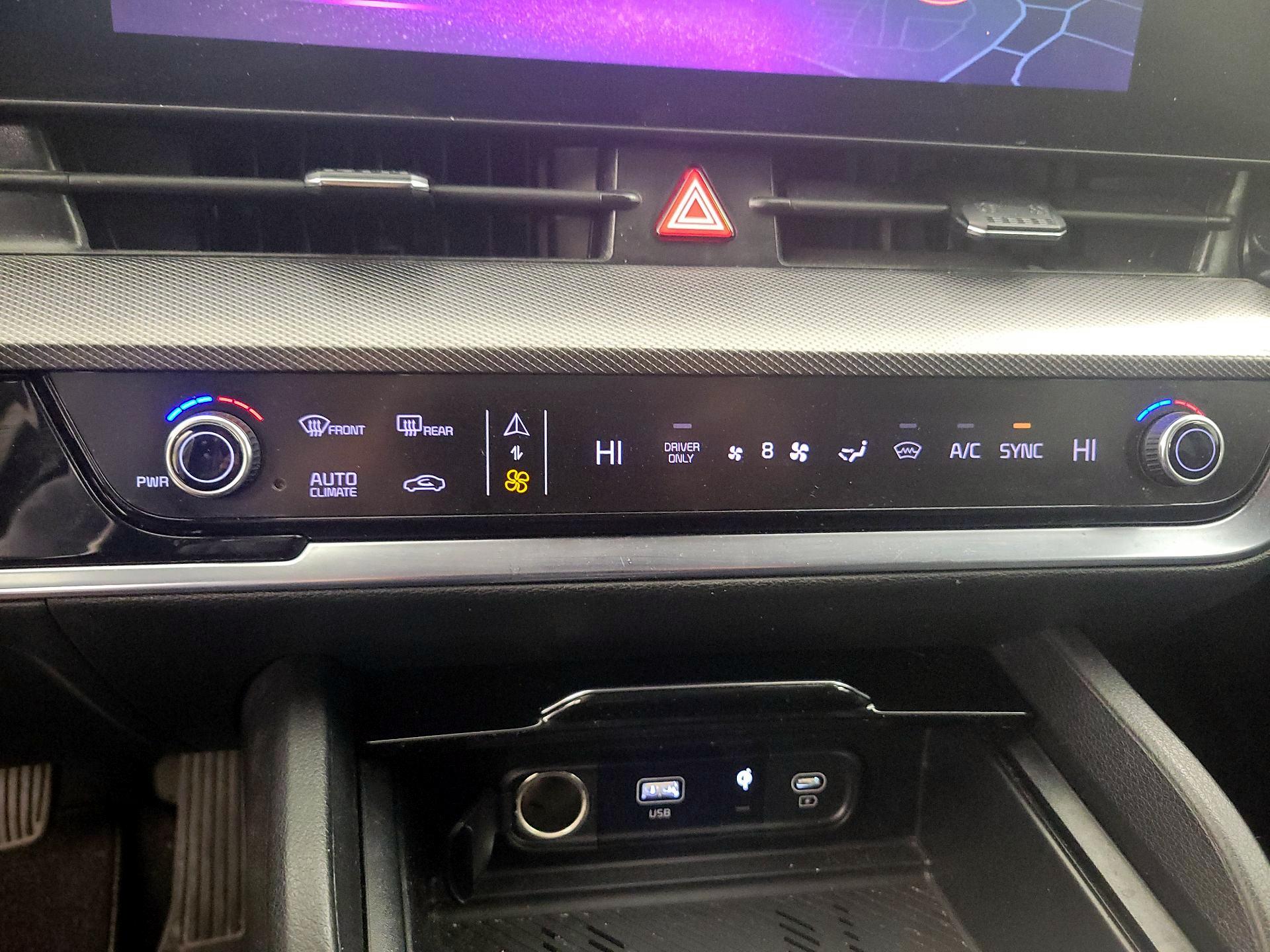 Thumbnail: 2023 Kia Sportage - 14