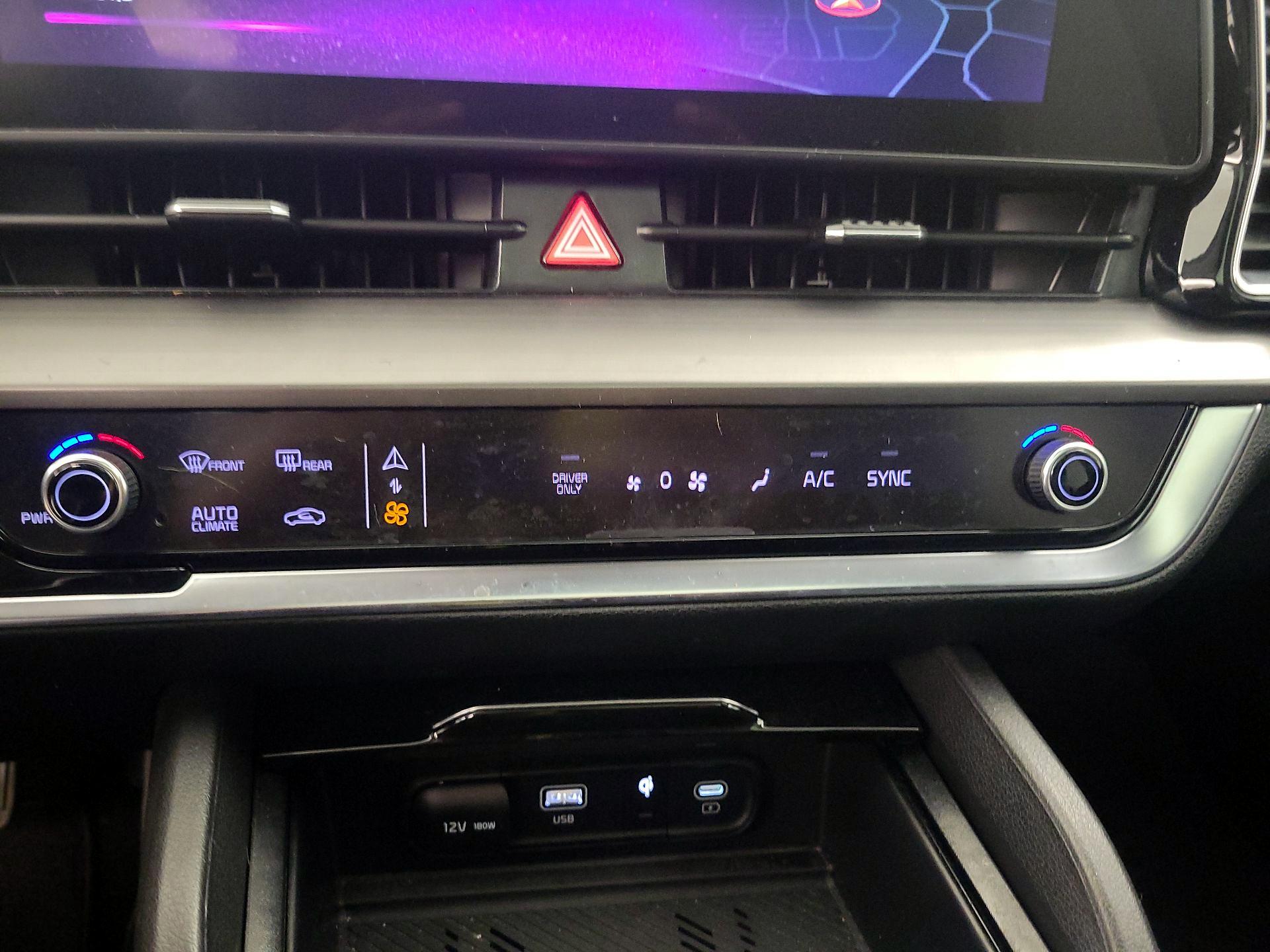 Thumbnail: 2023 Kia Sportage - 17