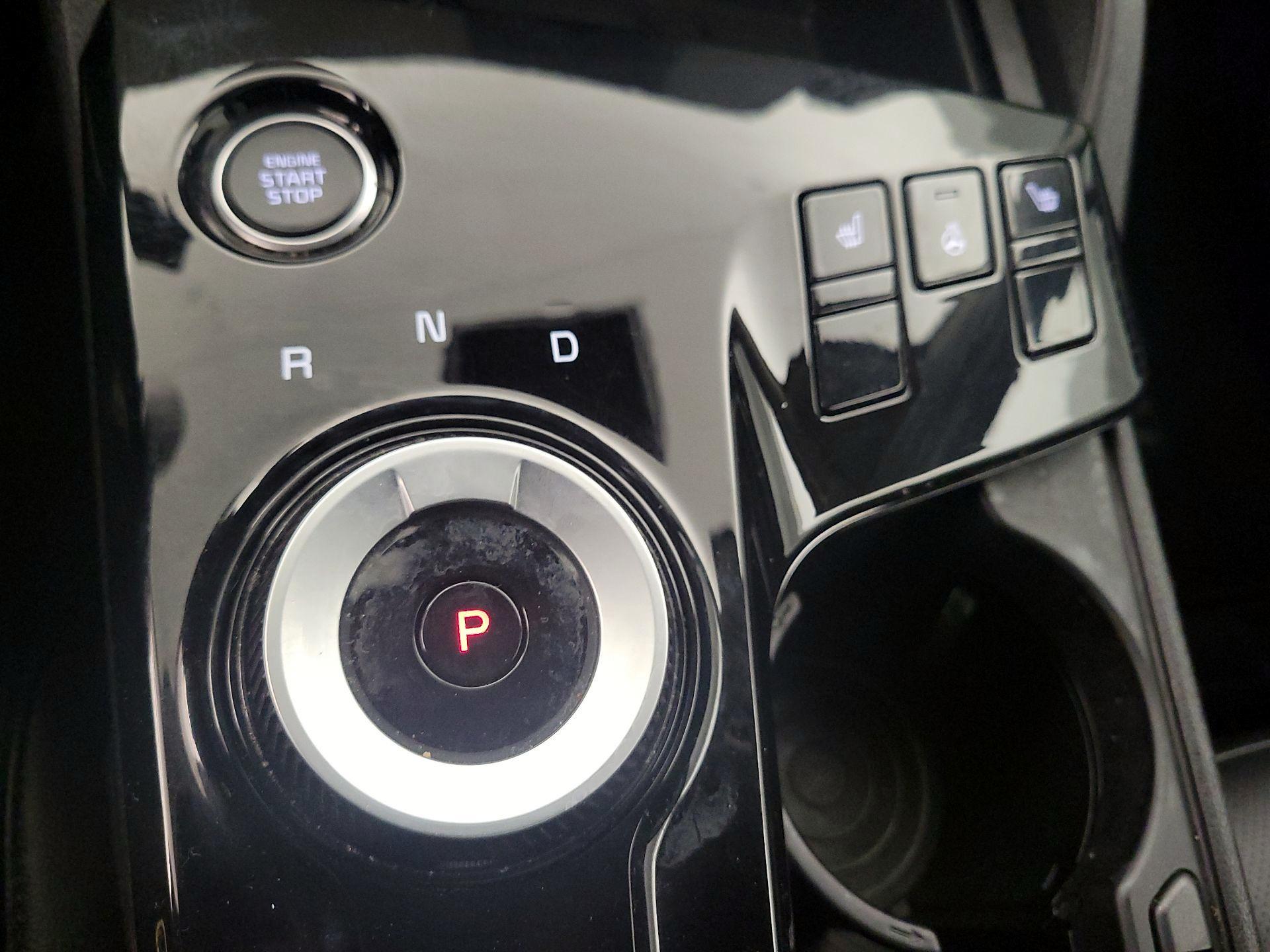 Thumbnail: 2023 Kia Sportage - 18