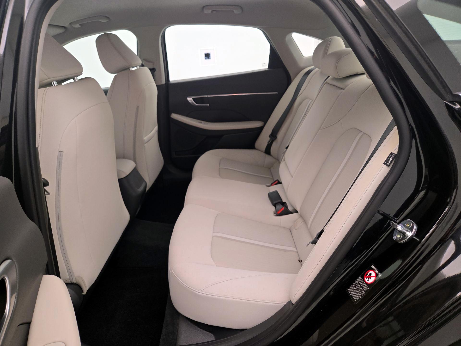 Thumbnail: 2022 Hyundai Sonata - 19