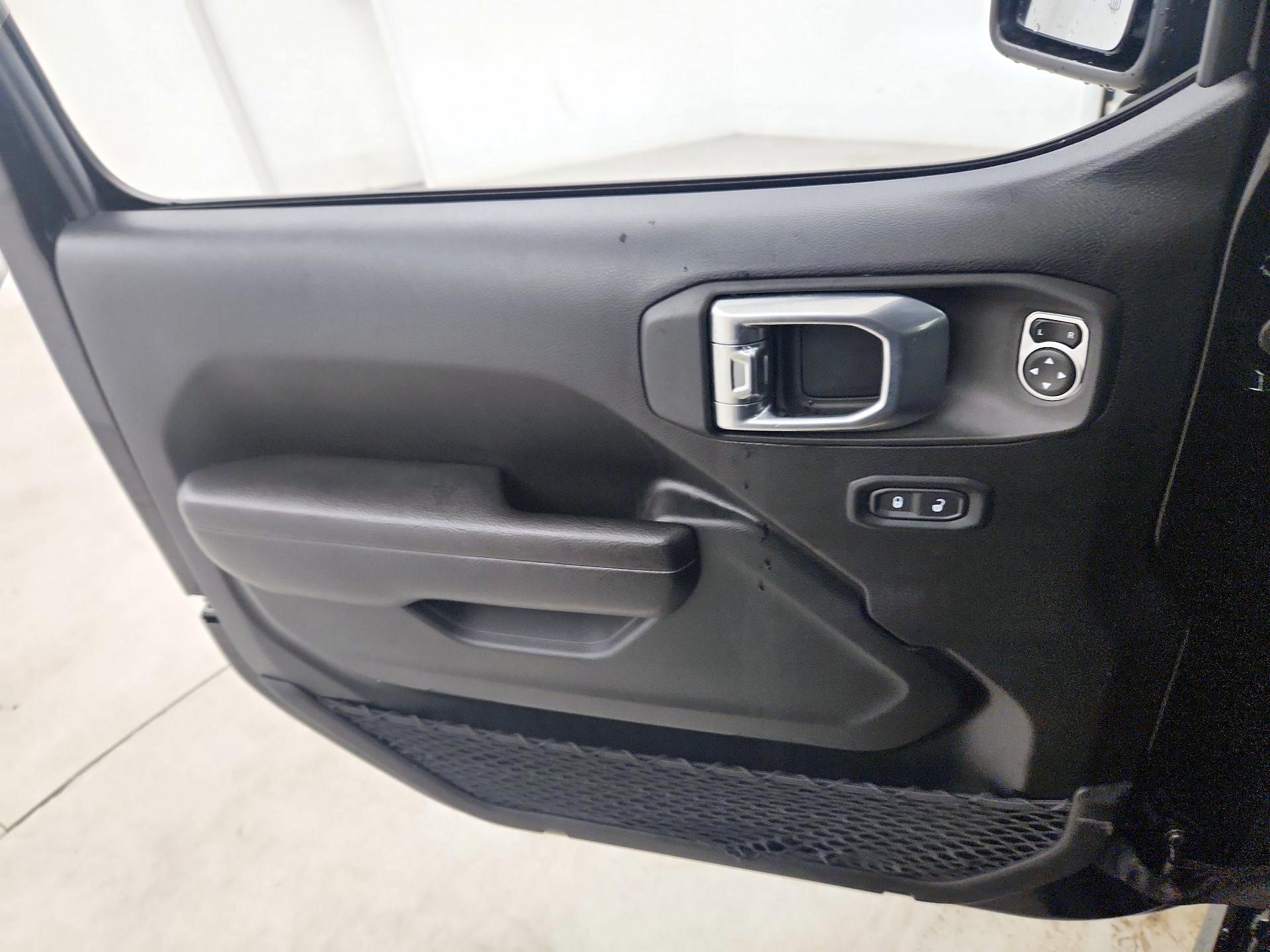 Thumbnail: 2023 Jeep Wrangler - 12