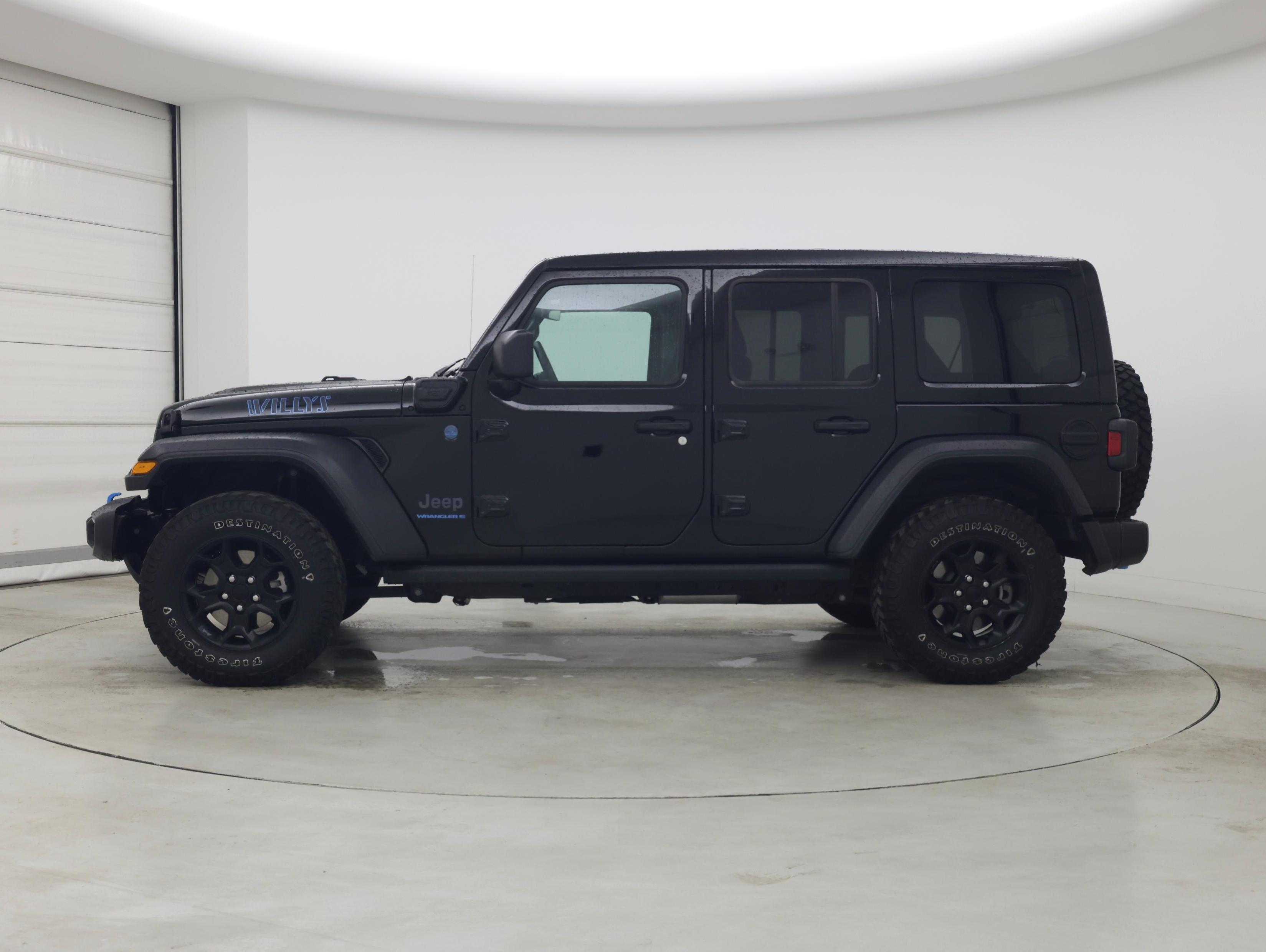 Thumbnail: 2023 Jeep Wrangler - 3