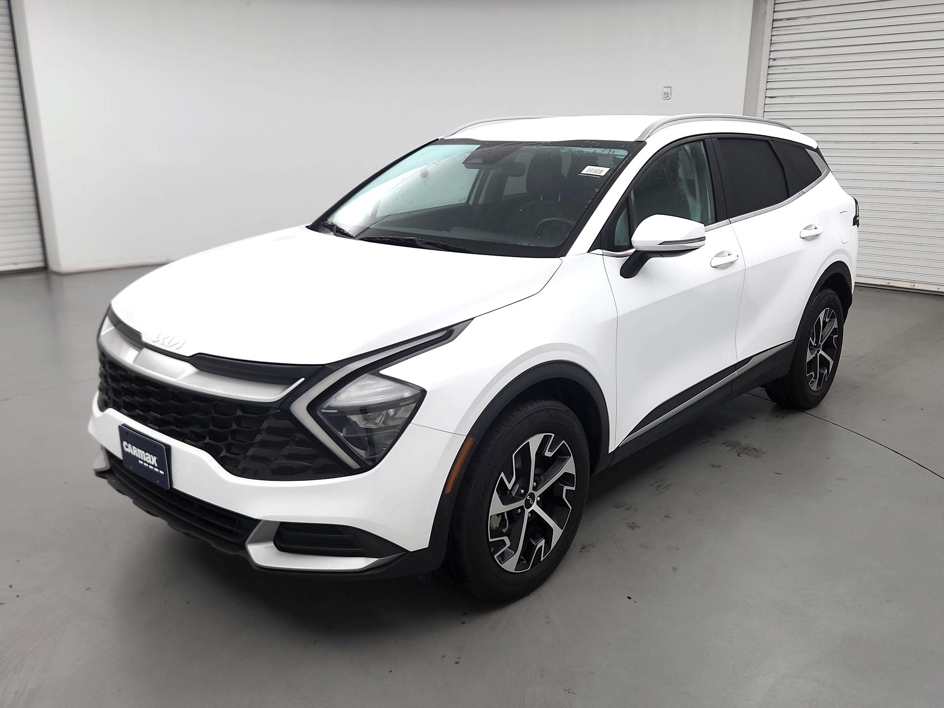 Thumbnail: 2023 Kia Sportage - 3