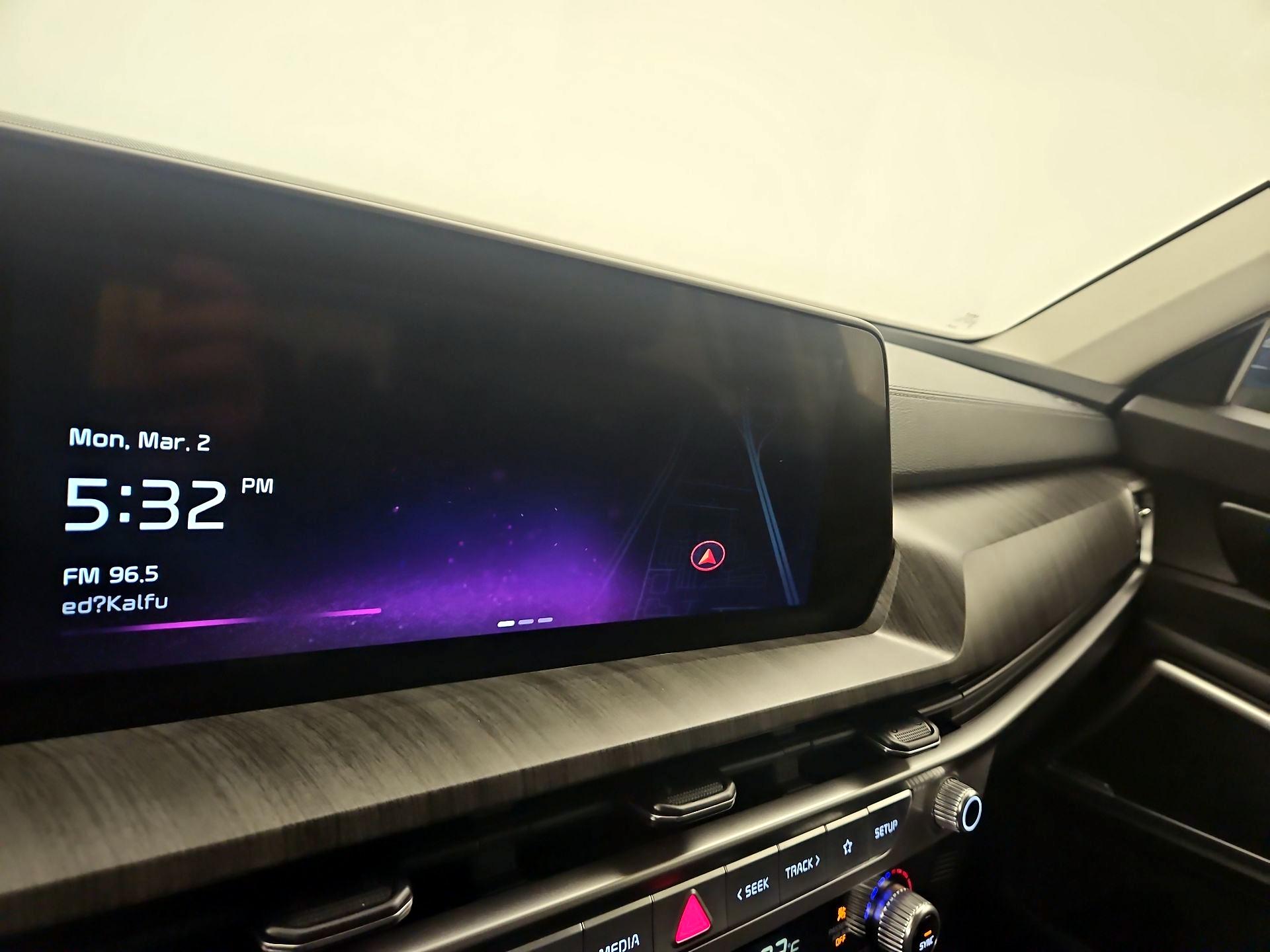 Thumbnail: 2023 Kia Telluride - 16