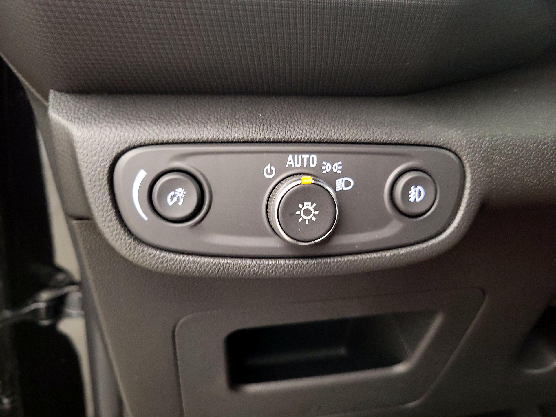 Thumbnail: 2023 Chevrolet TrailBlazer - 13