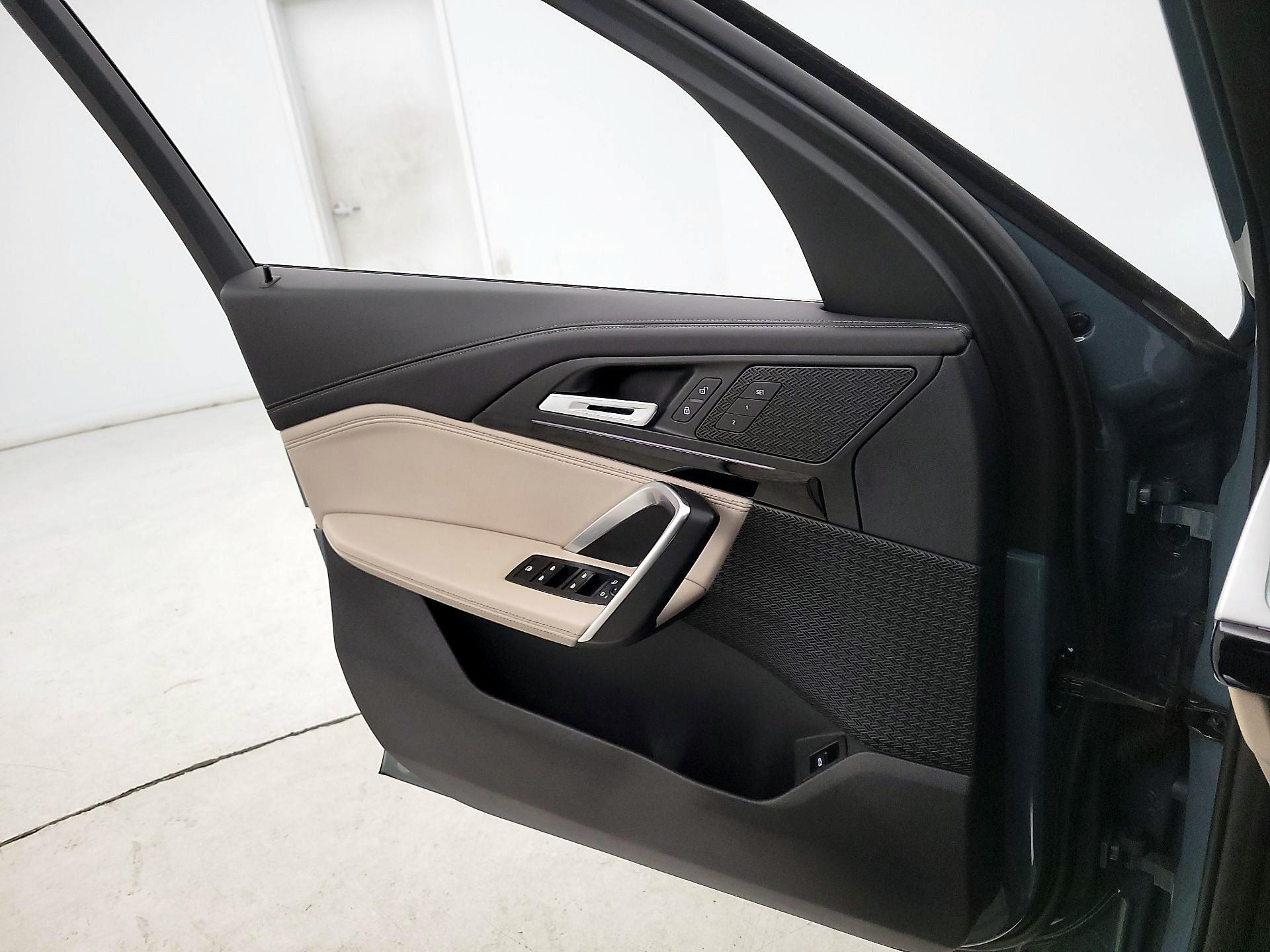 Thumbnail: 2023 BMW X1 - 12