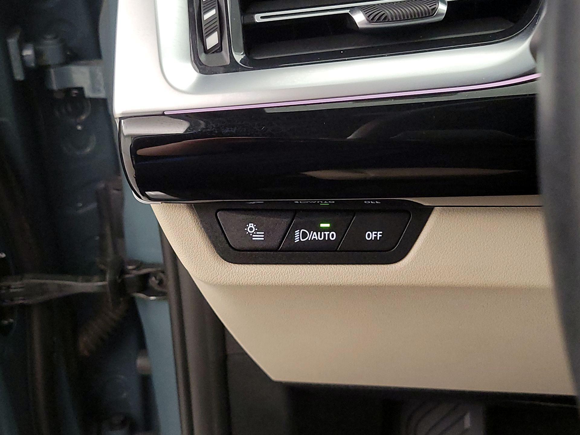 Thumbnail: 2023 BMW X1 - 13