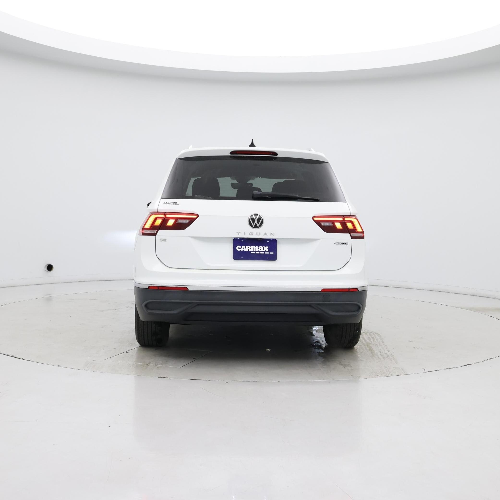 Thumbnail: 2022 Volkswagen Tiguan - 6