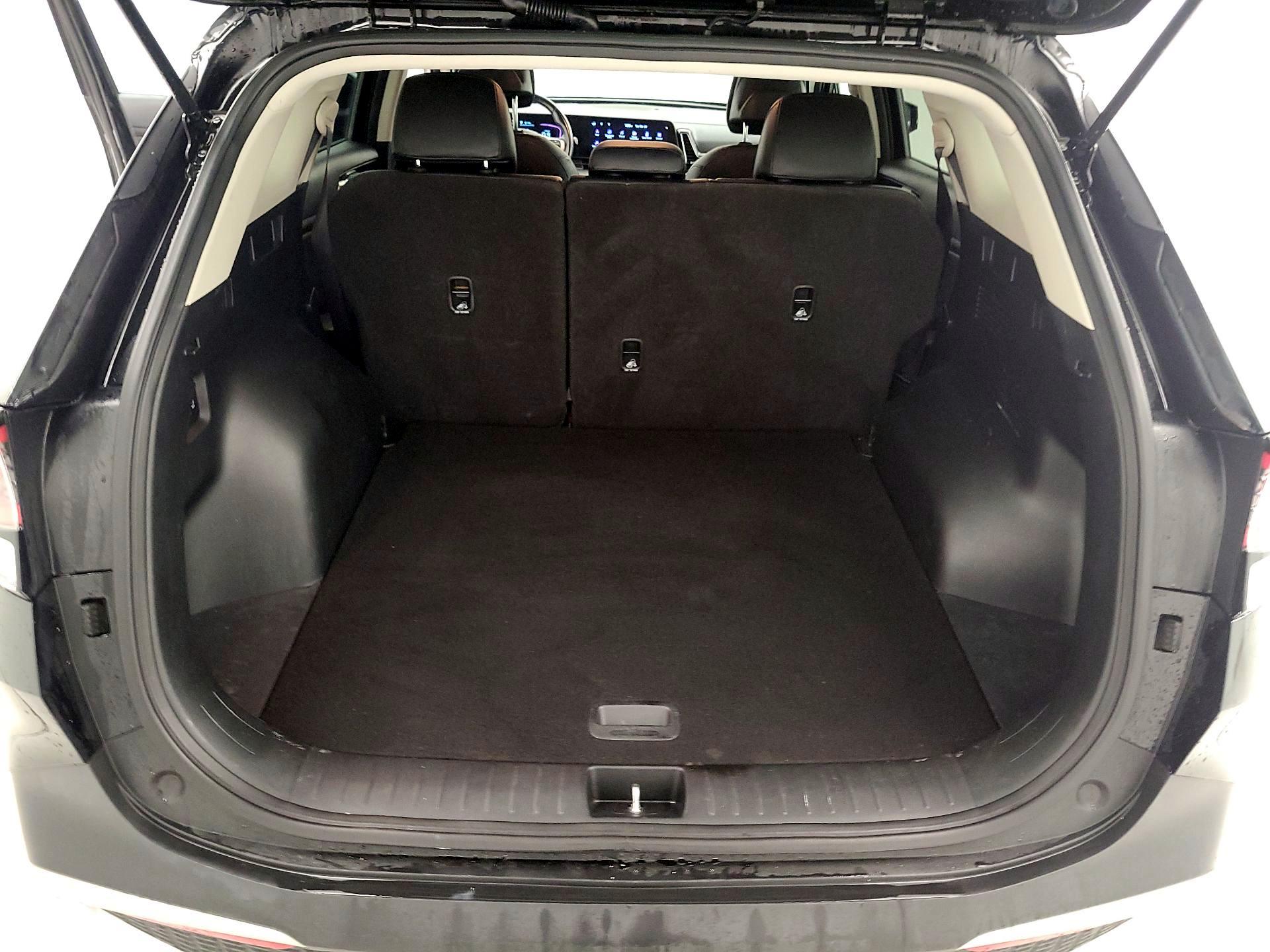 Thumbnail: 2023 Kia Sportage - 20