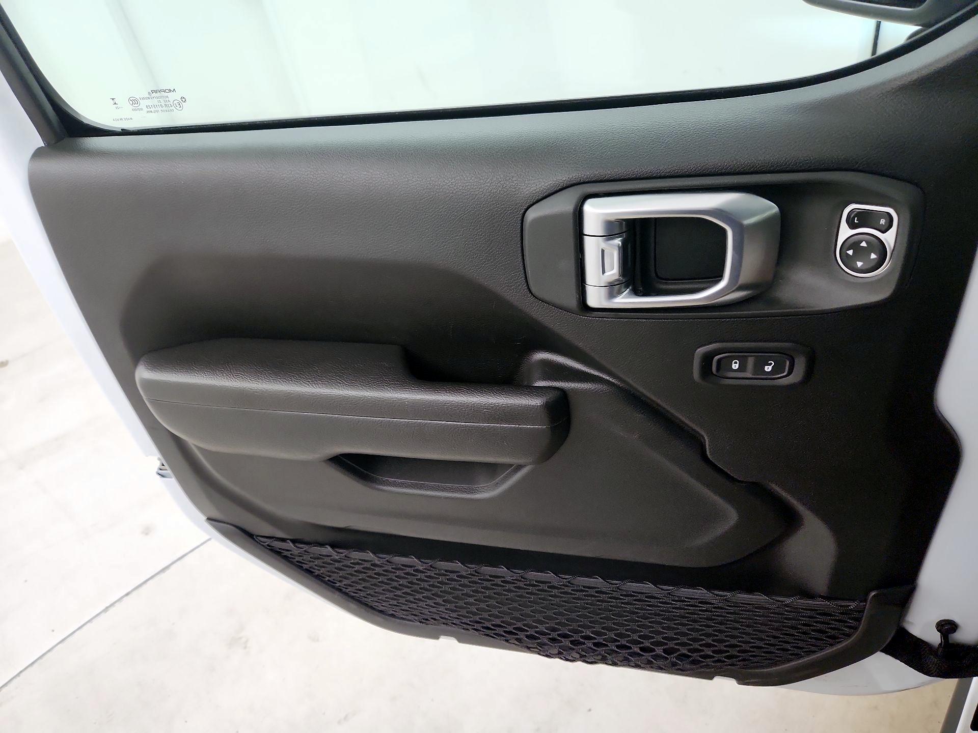 Thumbnail: 2023 Jeep Wrangler - 10