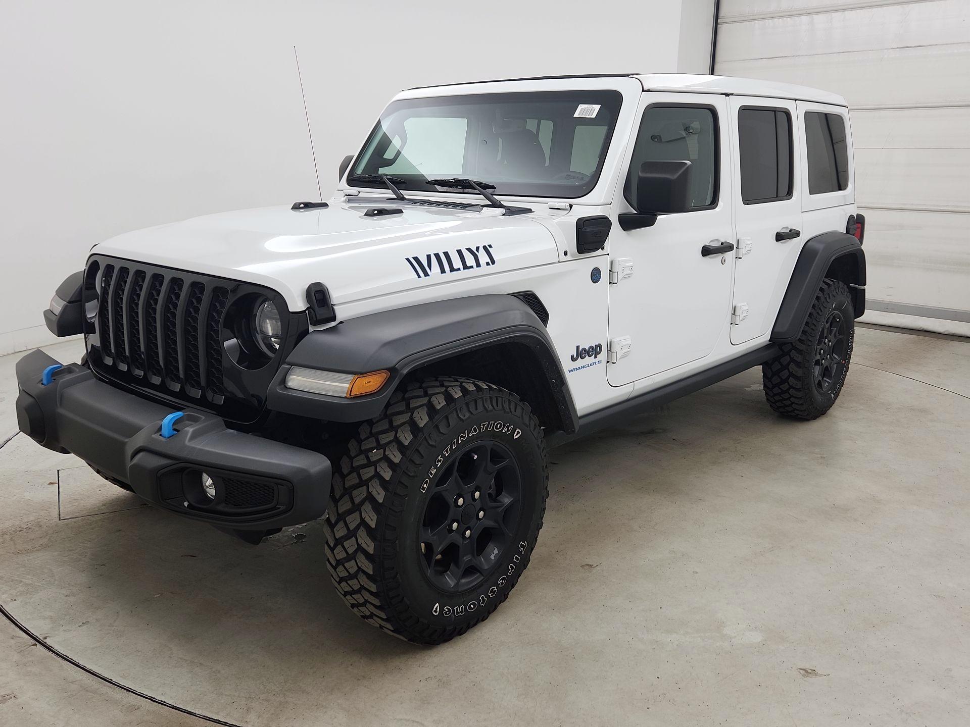 Thumbnail: 2023 Jeep Wrangler - 3