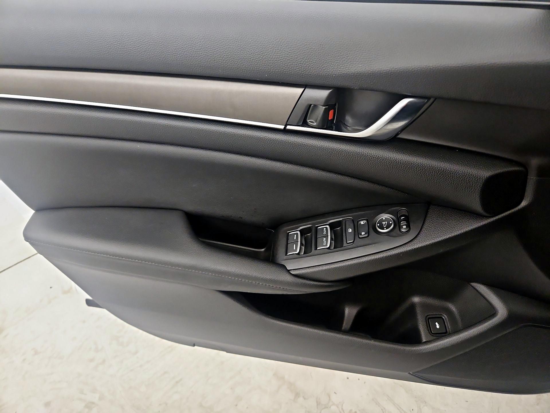 Thumbnail: 2021 Honda Accord - 12