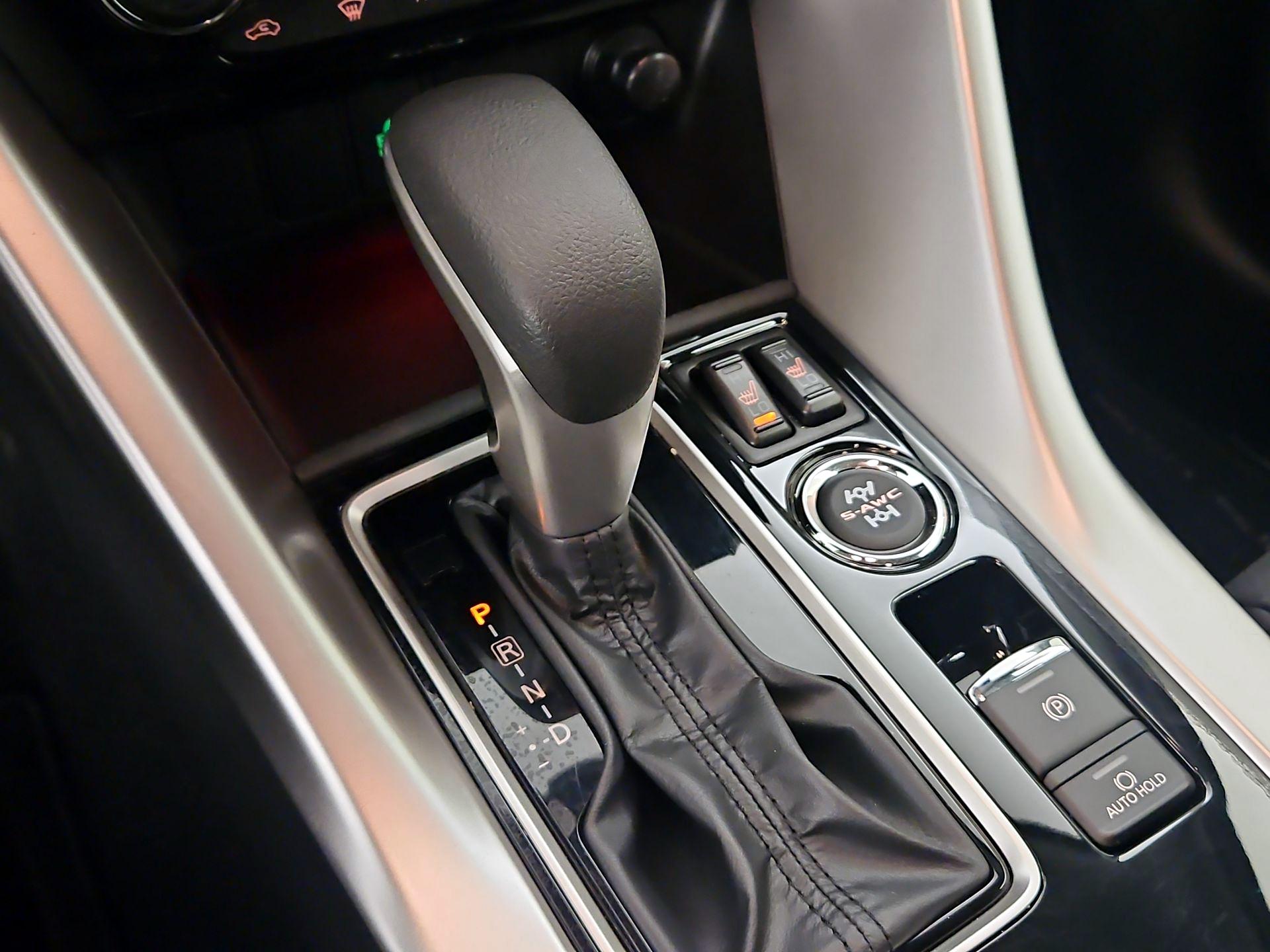 Thumbnail: 2025 Mitsubishi Eclipse Cross - 18