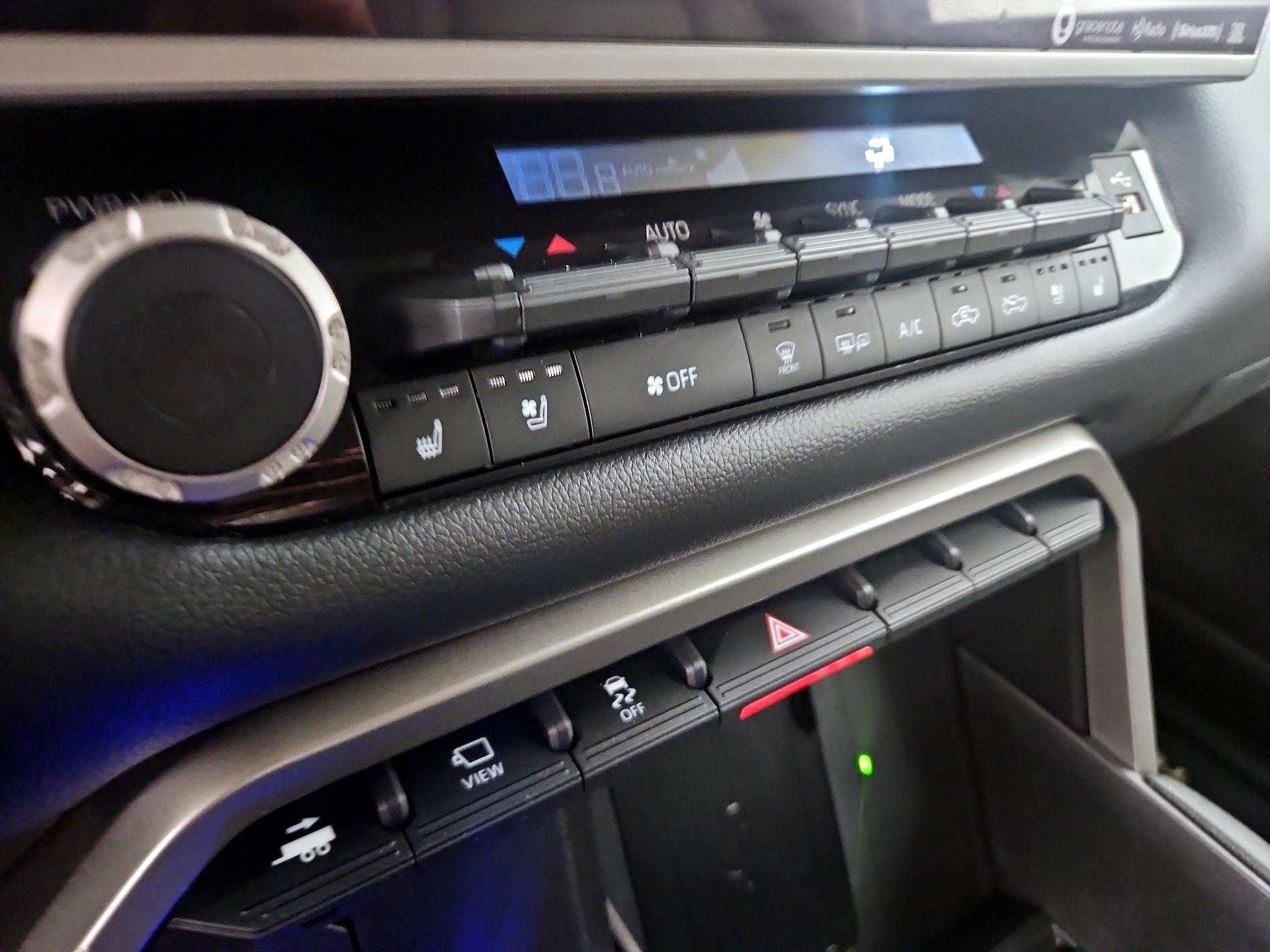 Thumbnail: 2023 Toyota Tundra - 17