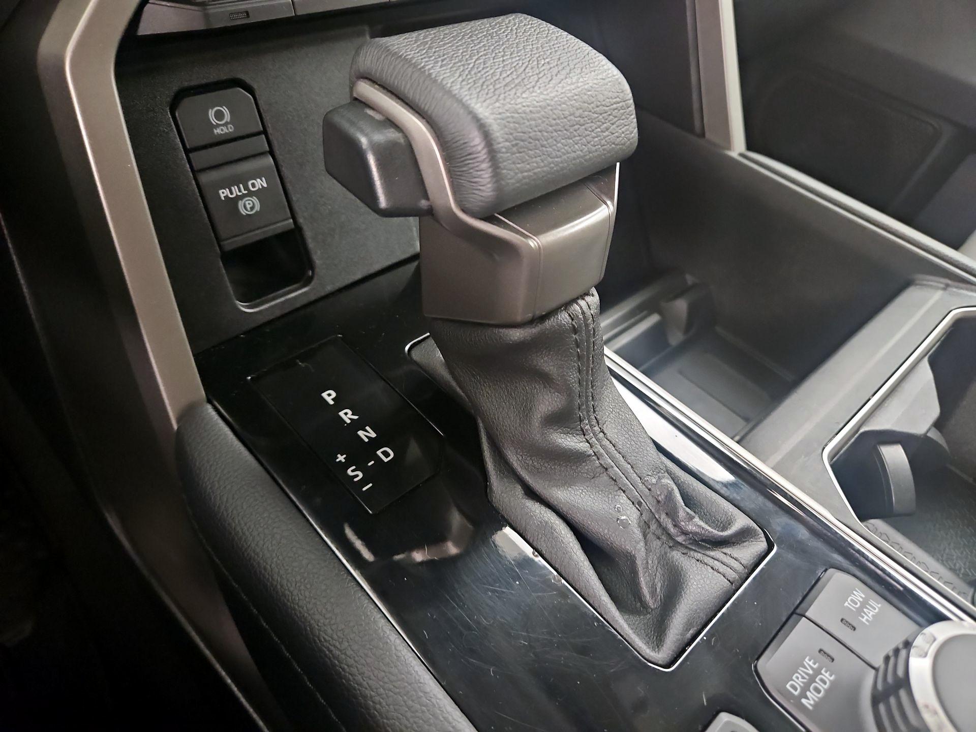 Thumbnail: 2023 Toyota Tundra - 18