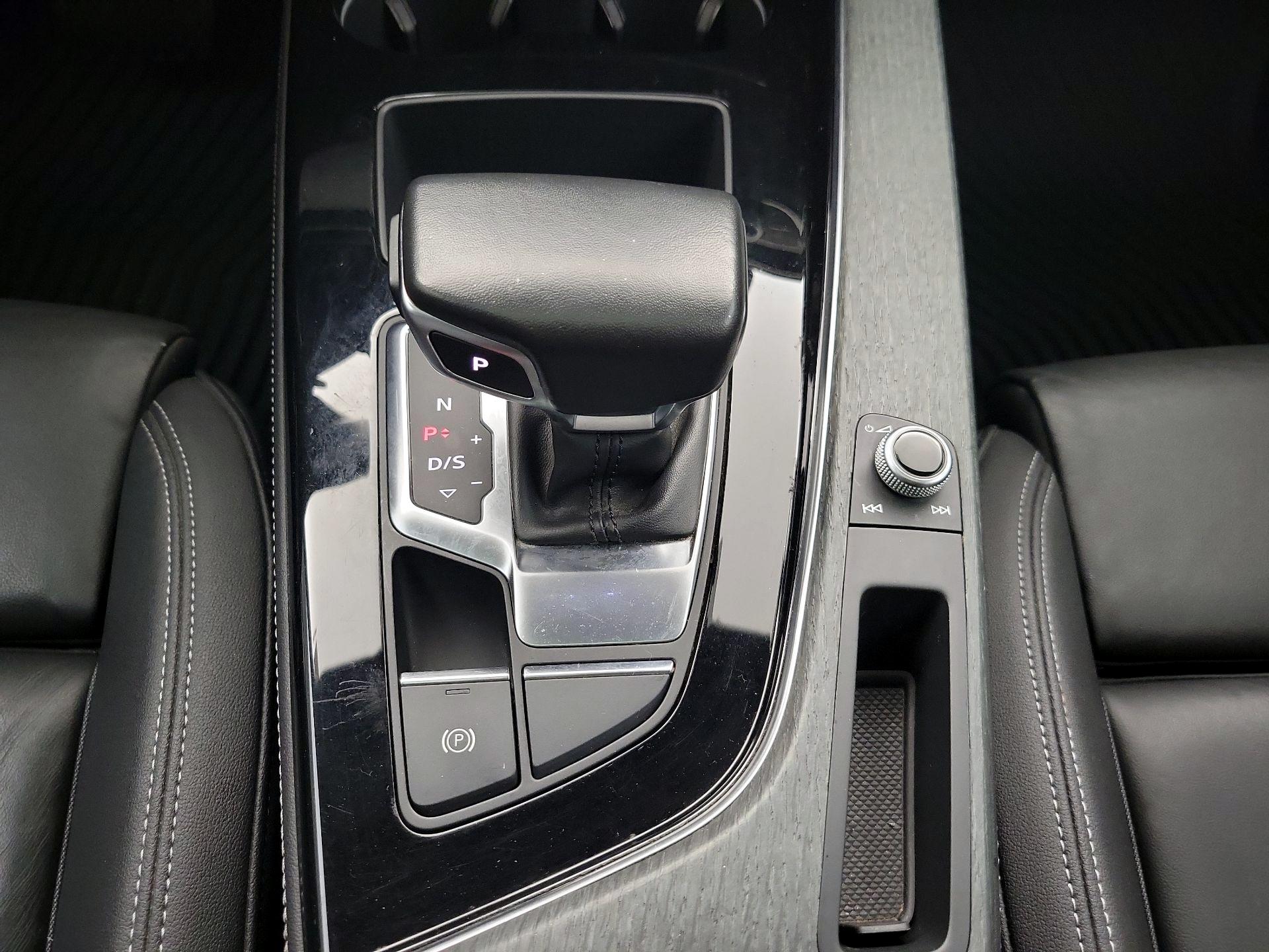 Thumbnail: 2022 Audi A4 - 17