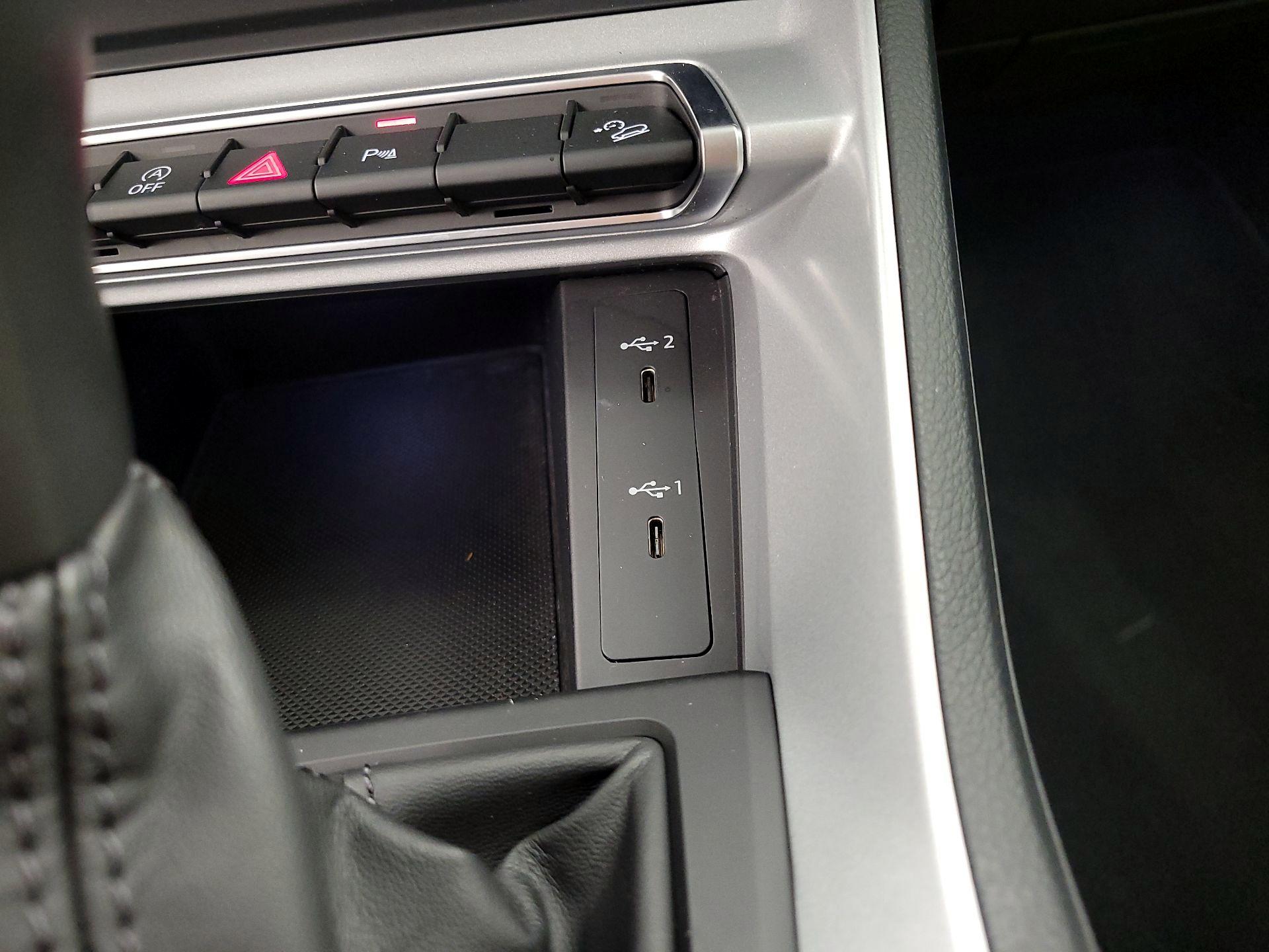 Thumbnail: 2023 Audi Q3 - 17