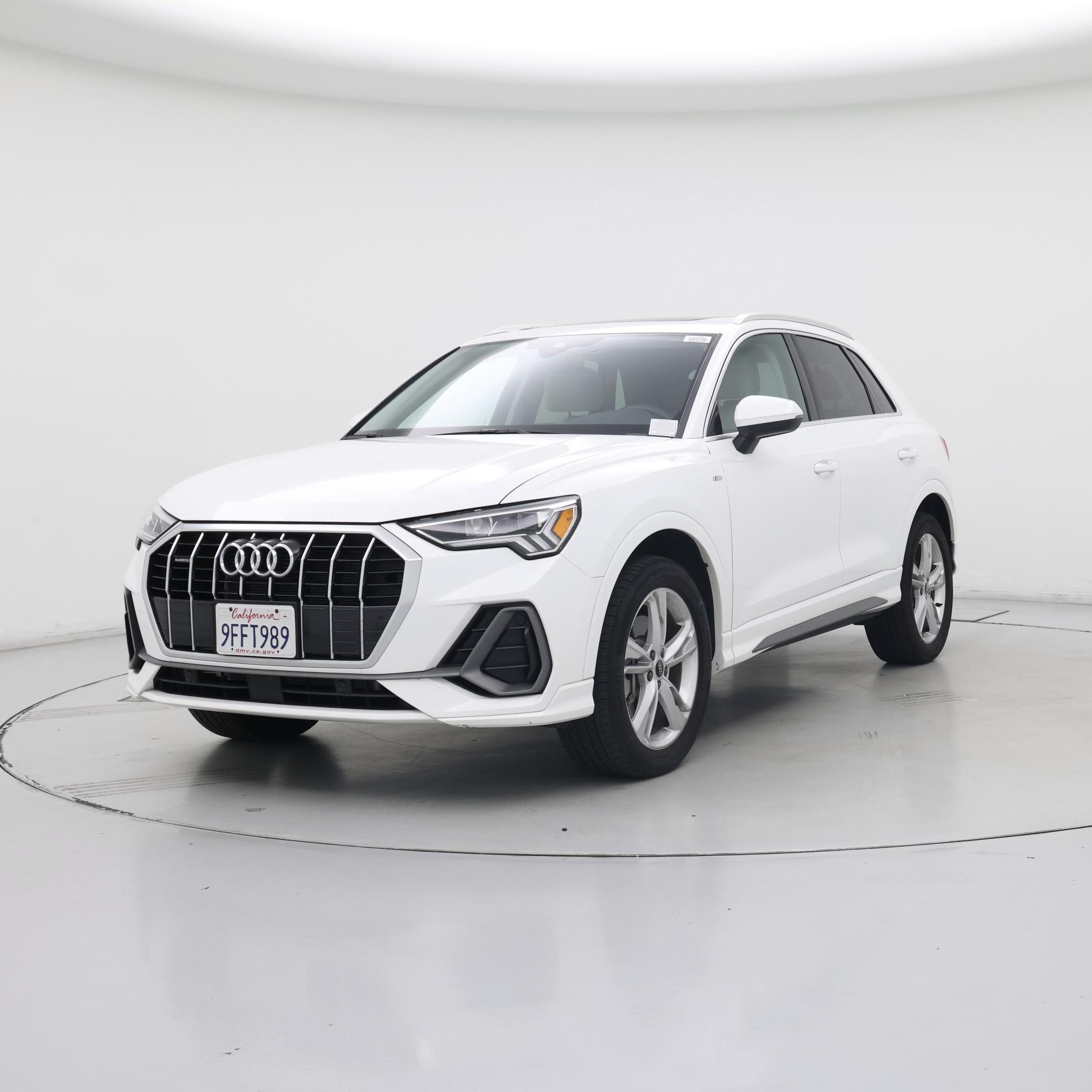 Thumbnail: 2023 Audi Q3 - 4