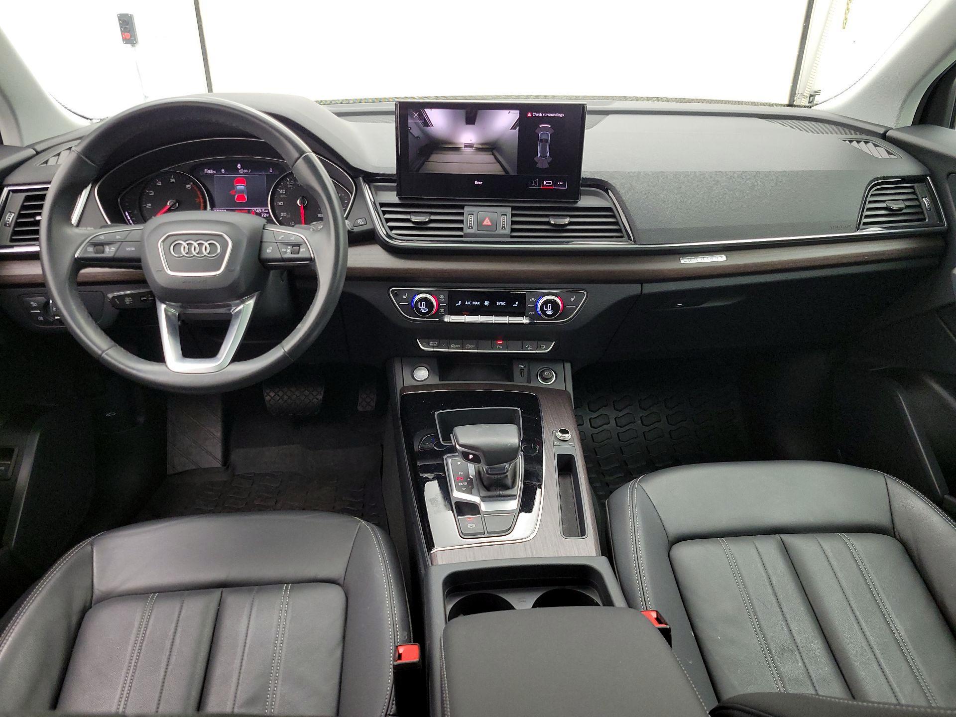 Thumbnail: 2023 Audi Q5 - 9