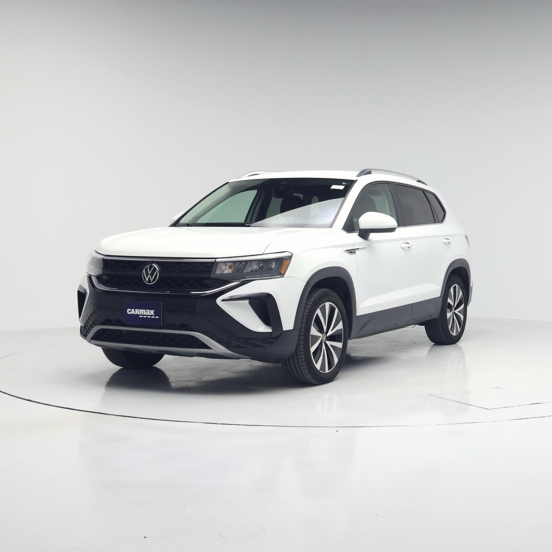 Thumbnail: 2022 Volkswagen Taos - 4