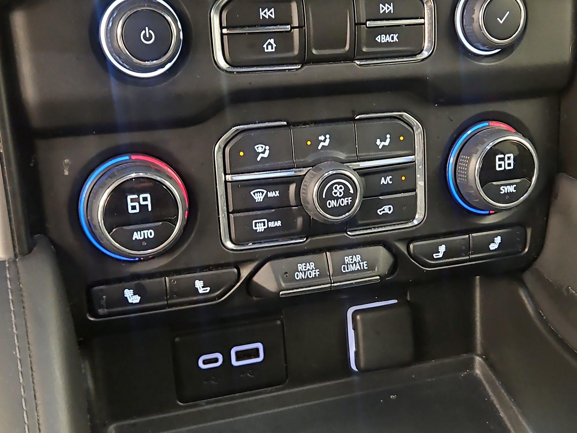 Thumbnail: 2024 Chevrolet Suburban - 16