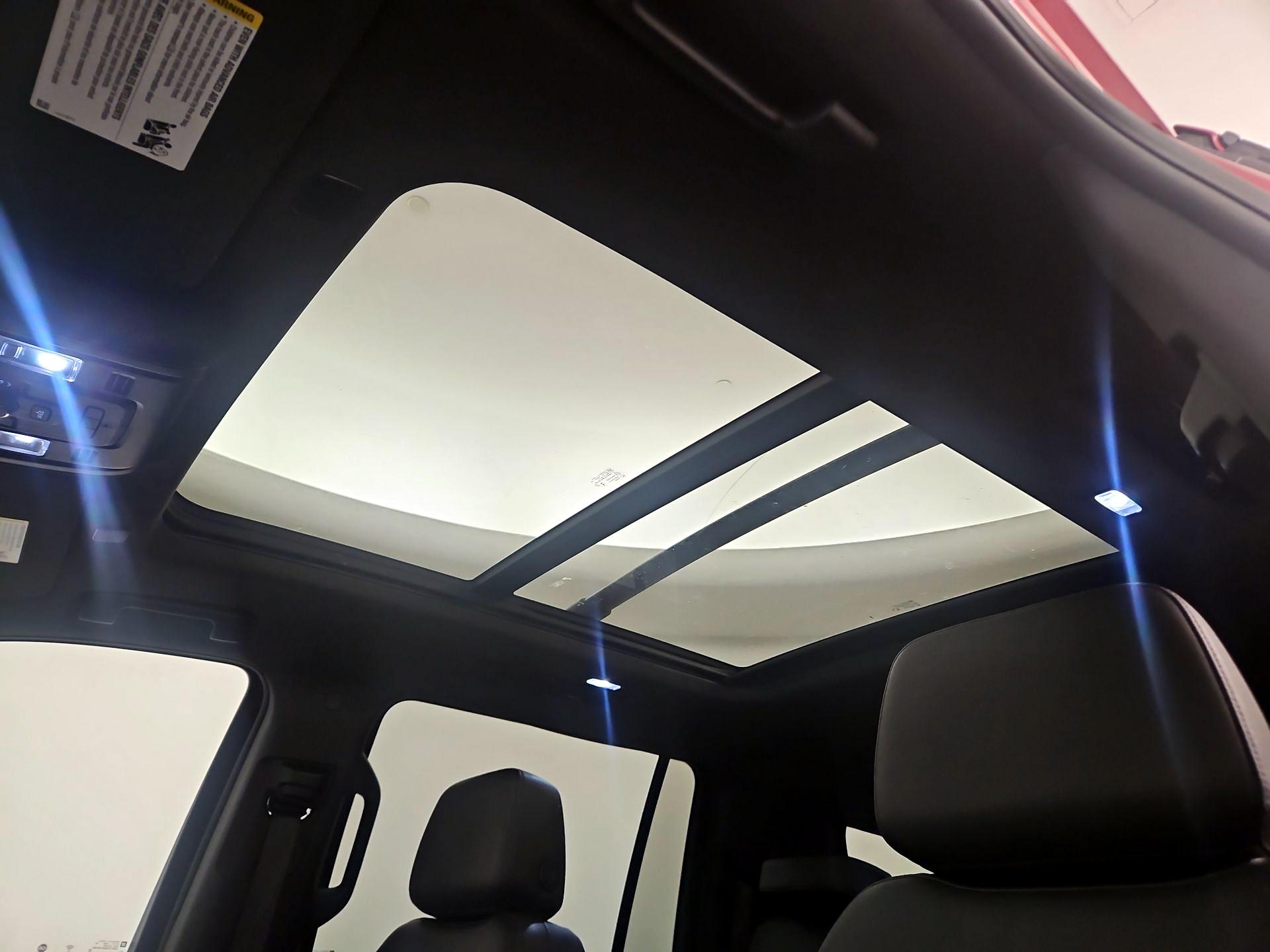 Thumbnail: 2024 Chevrolet Suburban - 19