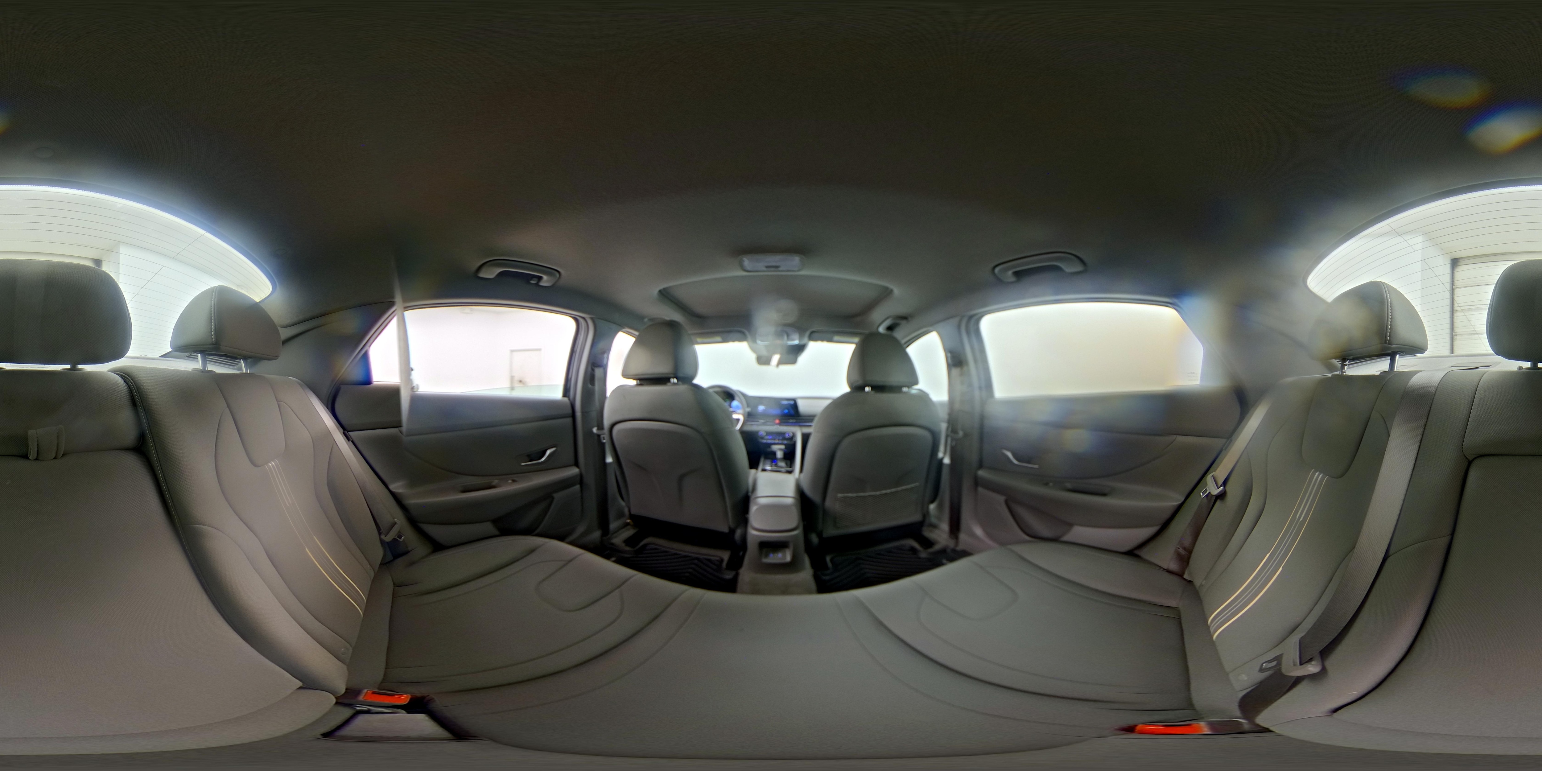 2025 Hyundai Elantra SEL - Photo 27
