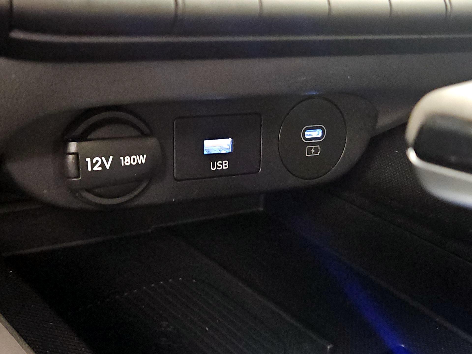 Thumbnail: 2025 Hyundai Elantra - 19