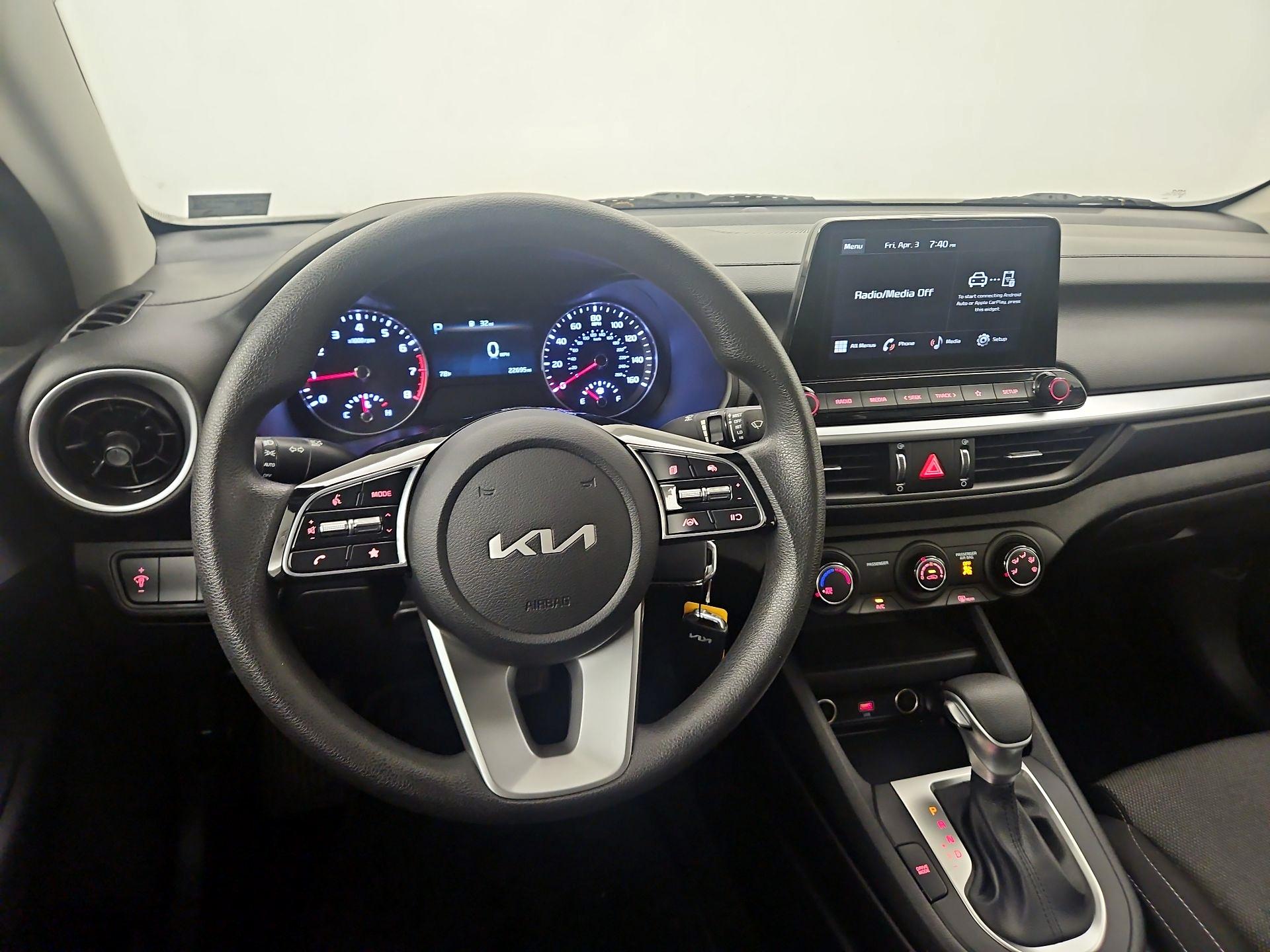 Thumbnail: 2023 Kia Forte - 10