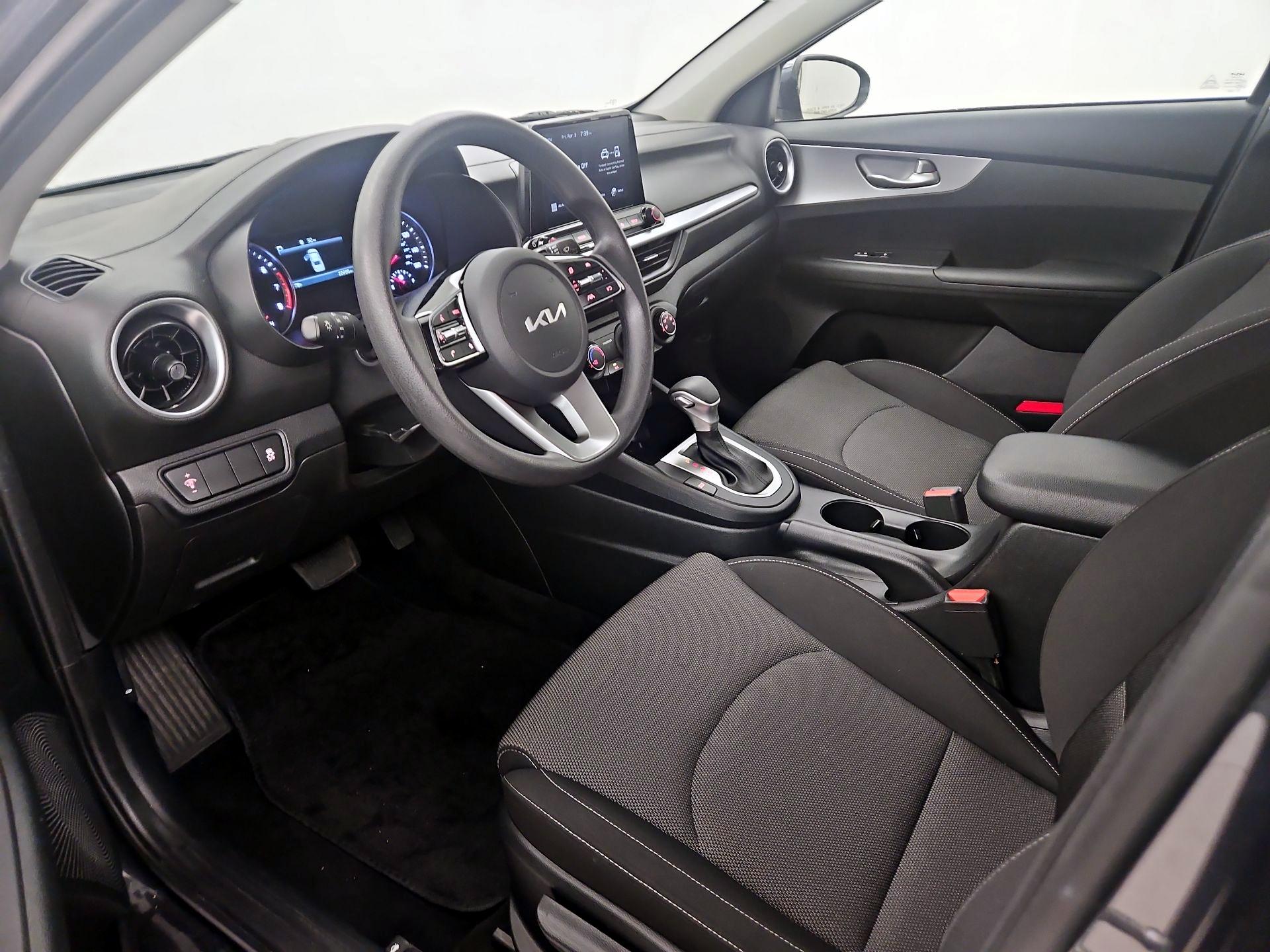 Thumbnail: 2023 Kia Forte - 11