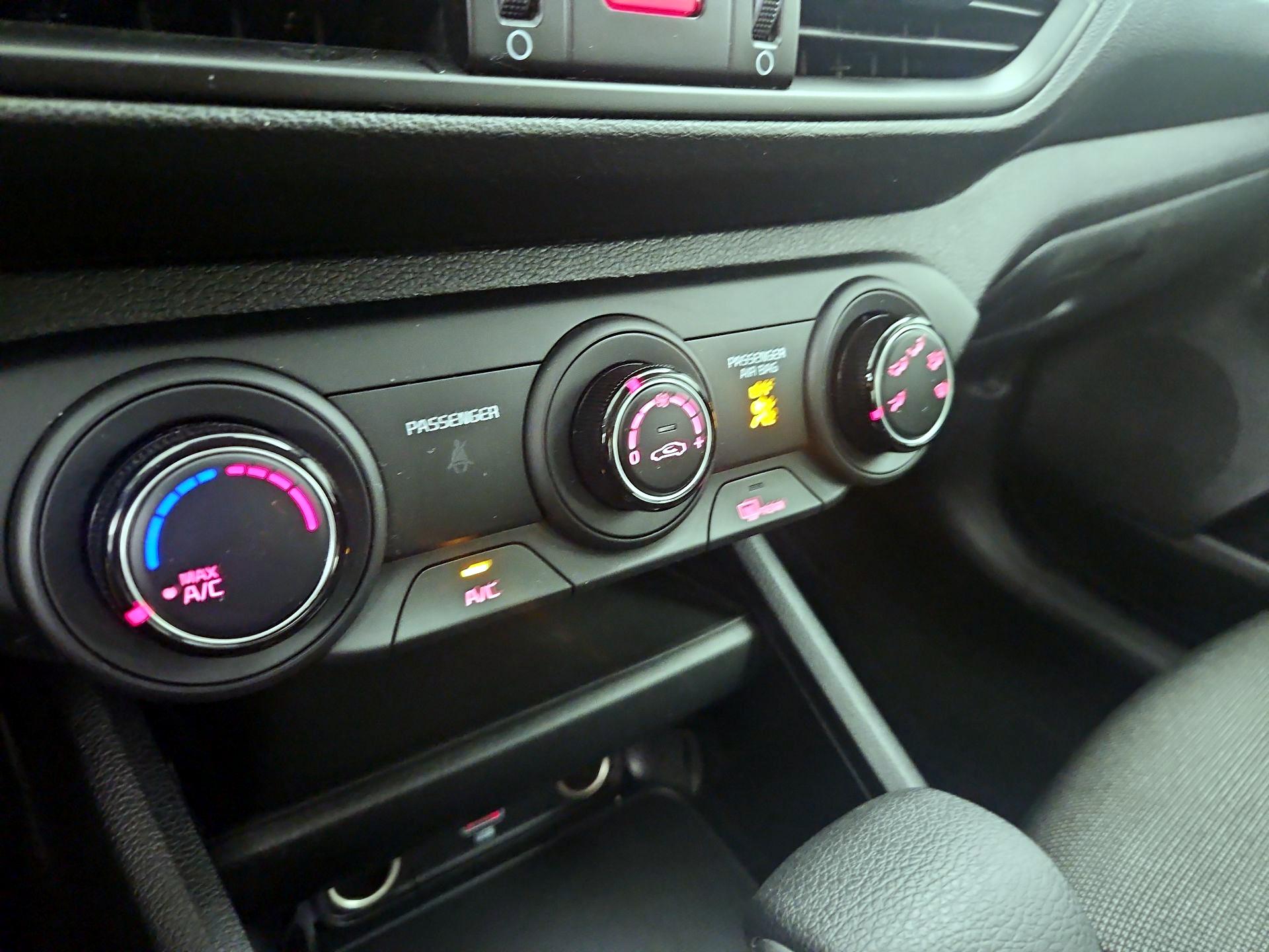 Thumbnail: 2023 Kia Forte - 16